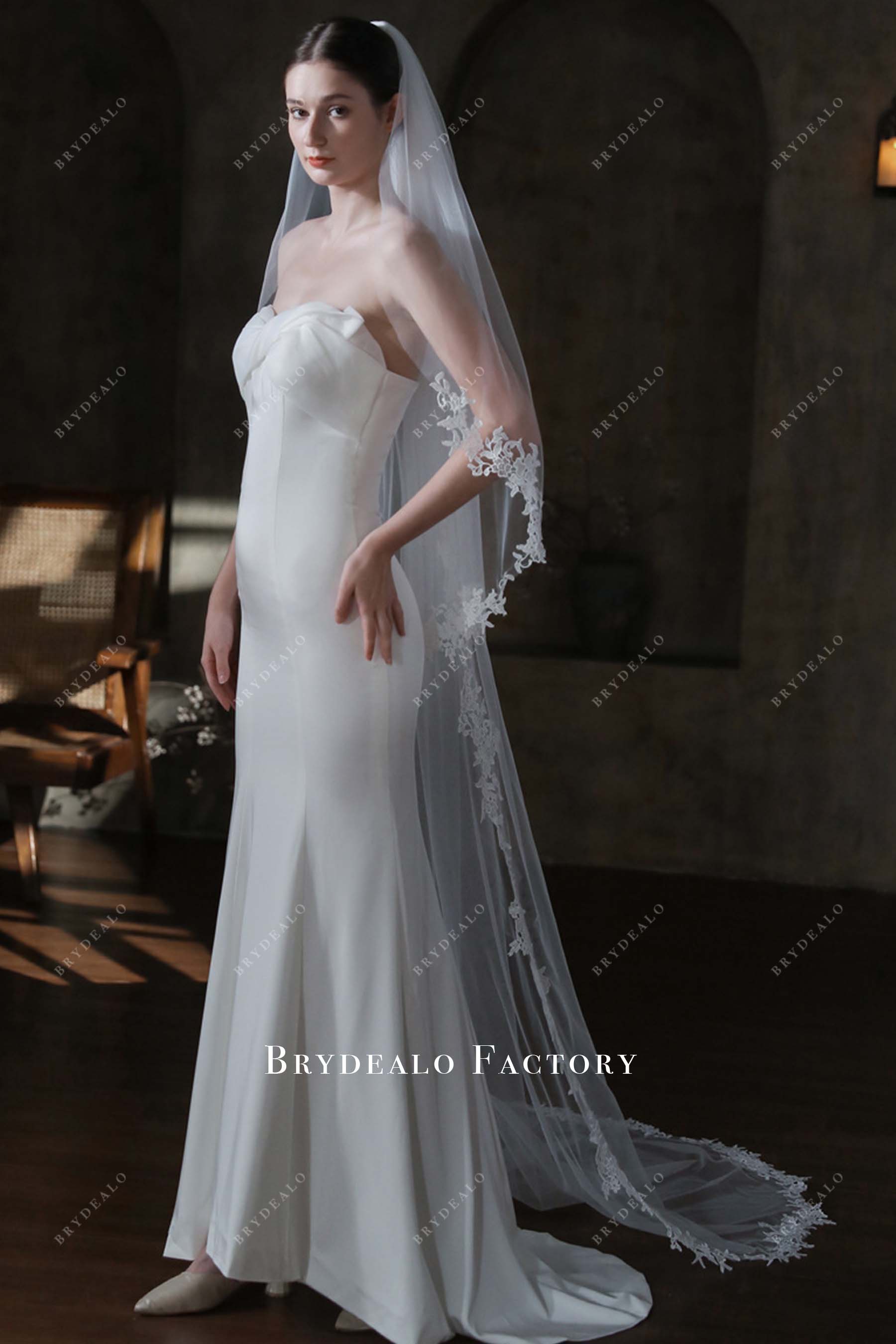 lace motifs tulle bridal veil