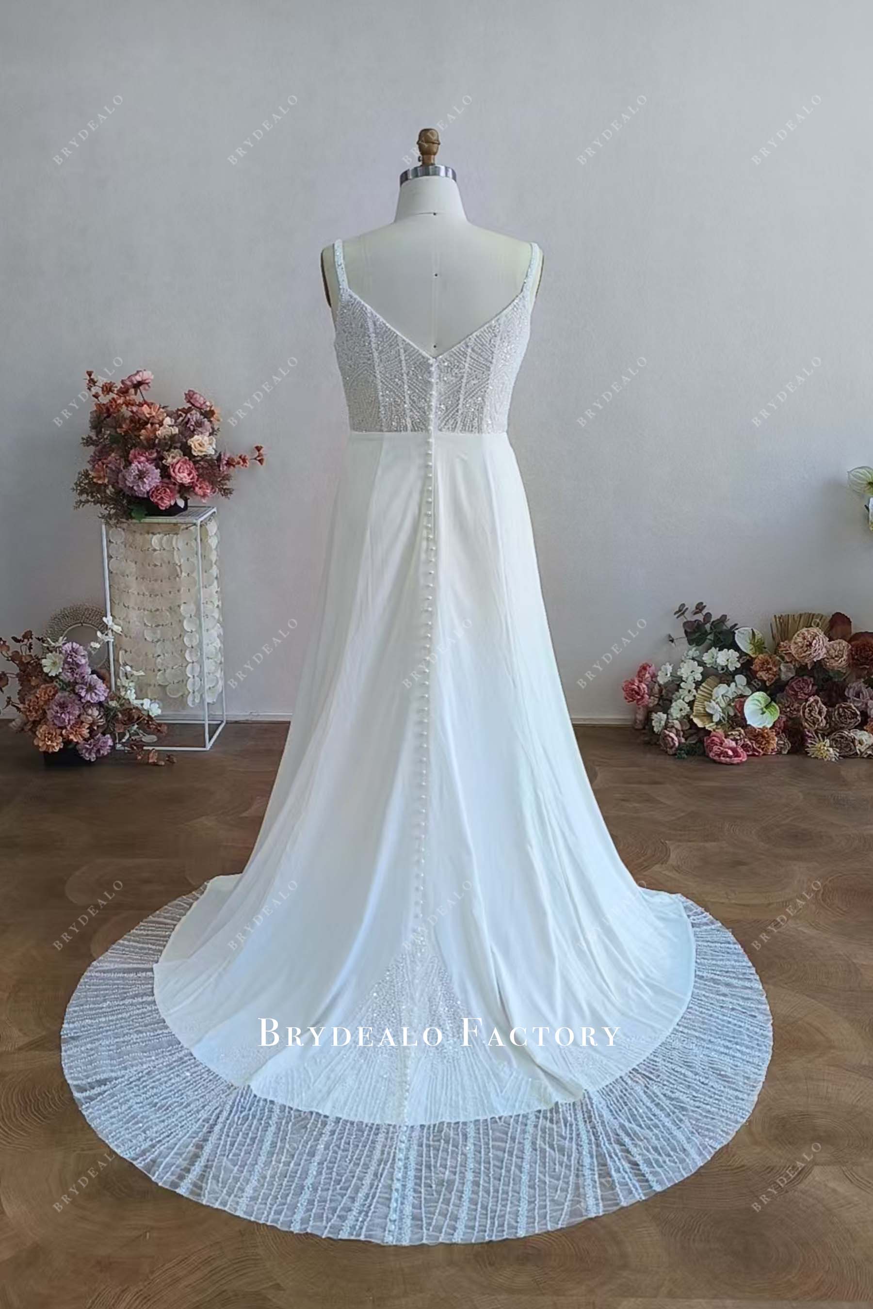 V-back illustration court train wedding dress
