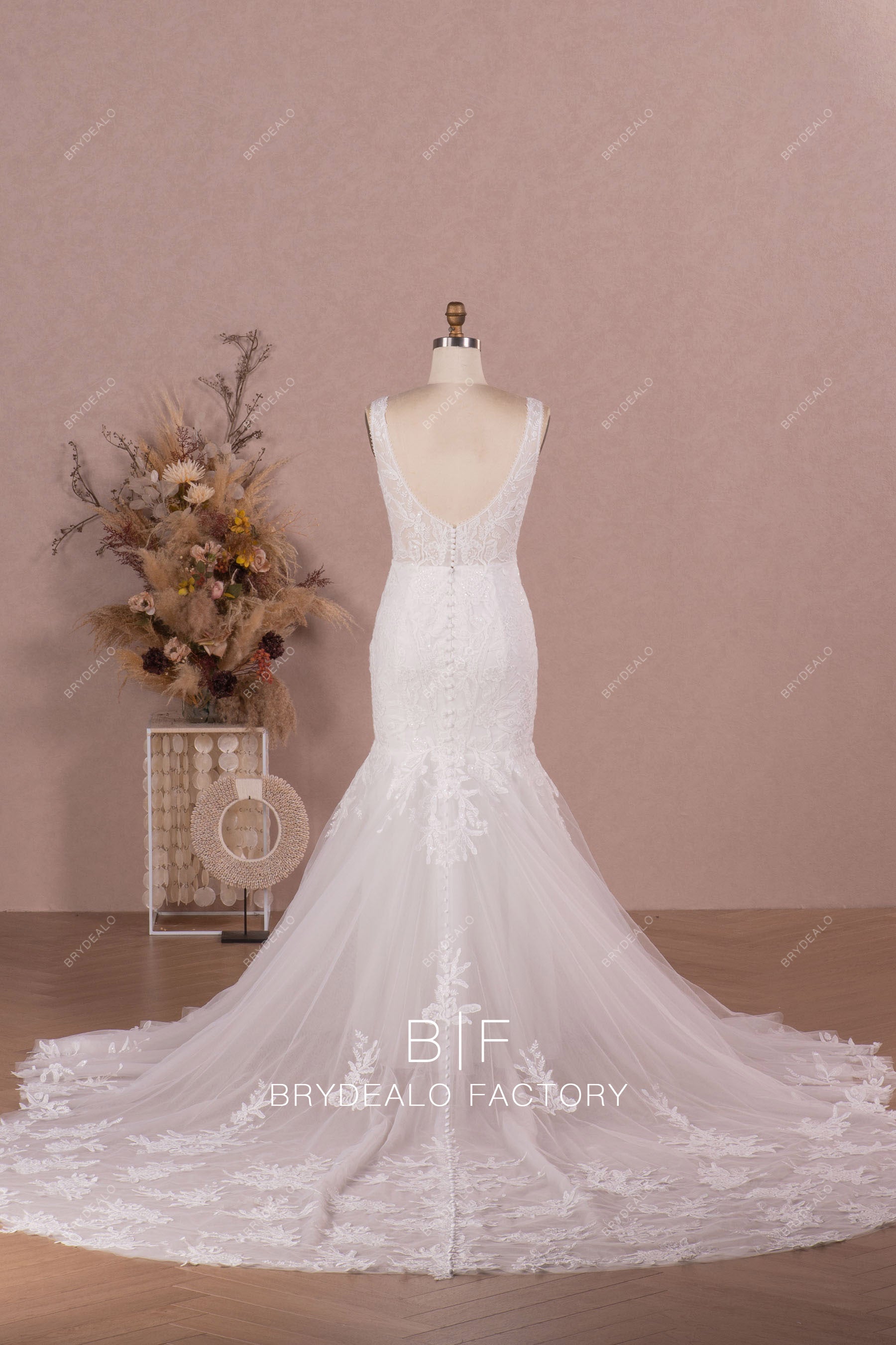 V-back lace mermaid long cutout train wedding dress