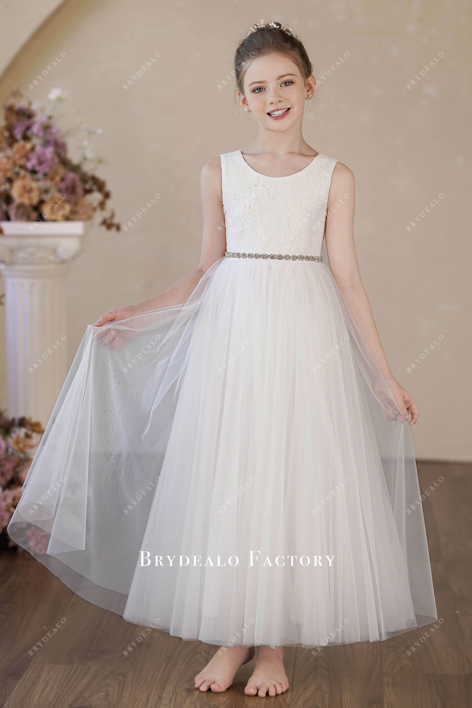airy sleeveless lace tulle flower girl dress