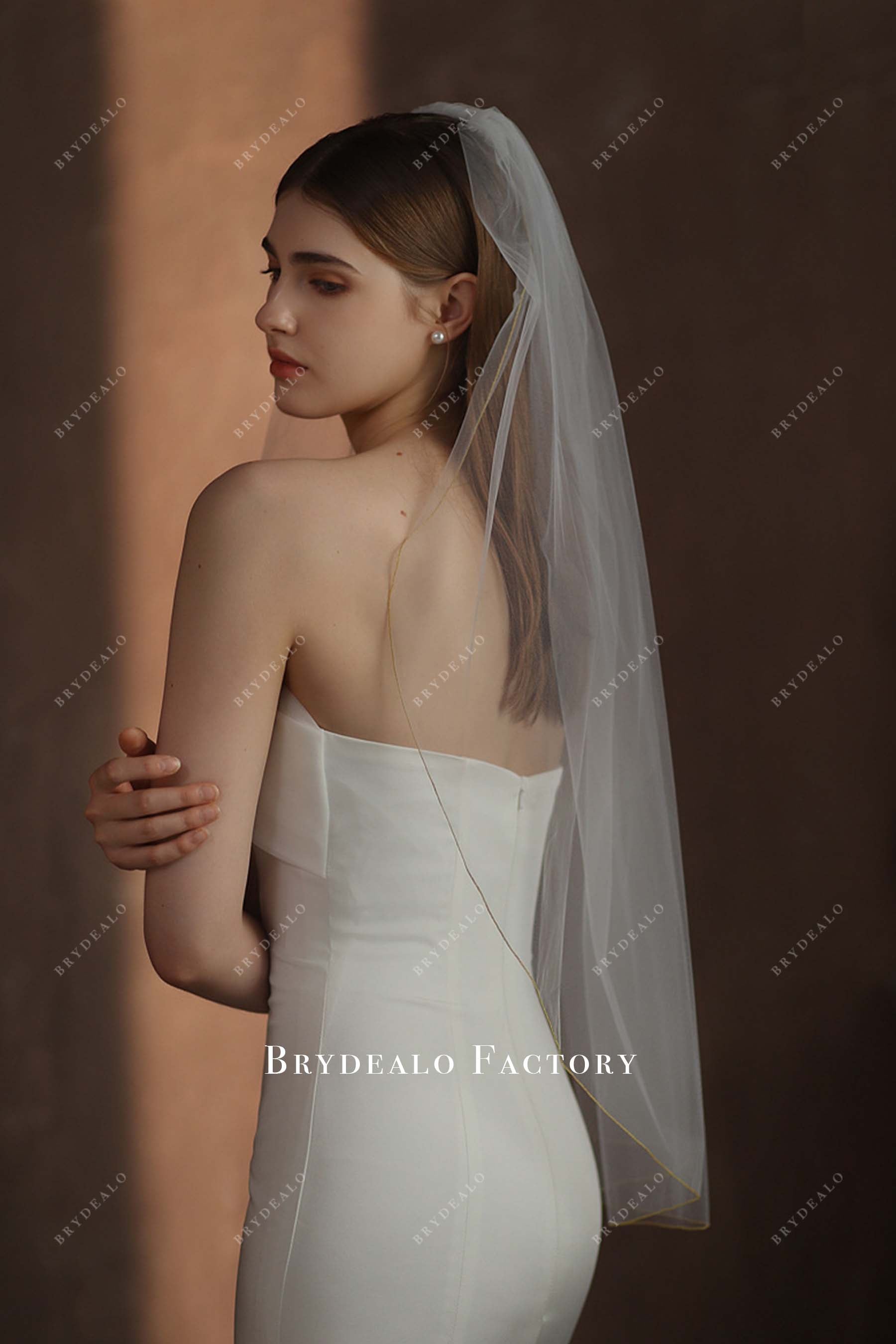 brief tulle bridal veil