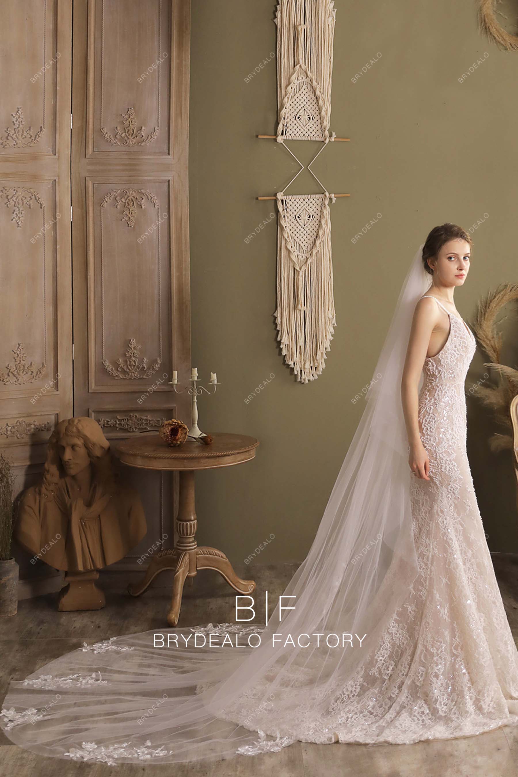 Exquisite Lace  Chapel Length Wholesale Wedding Veil