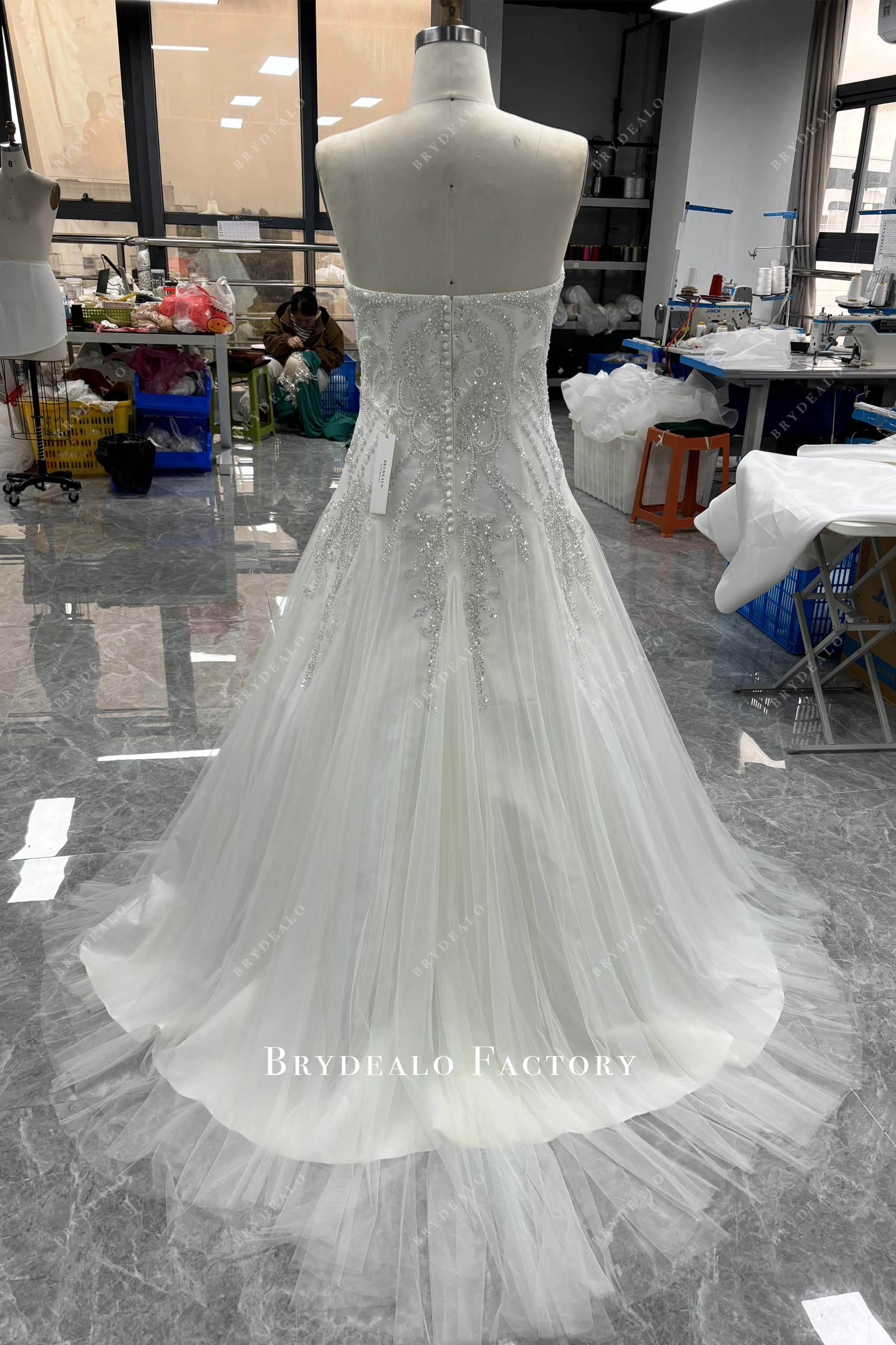 chapel train mermaid wedding dress