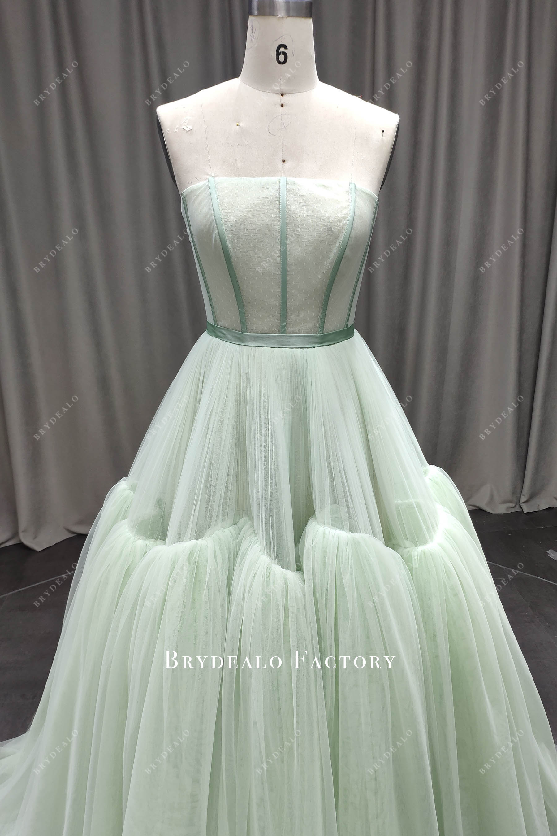 curved neck dot tulle wedding dress
