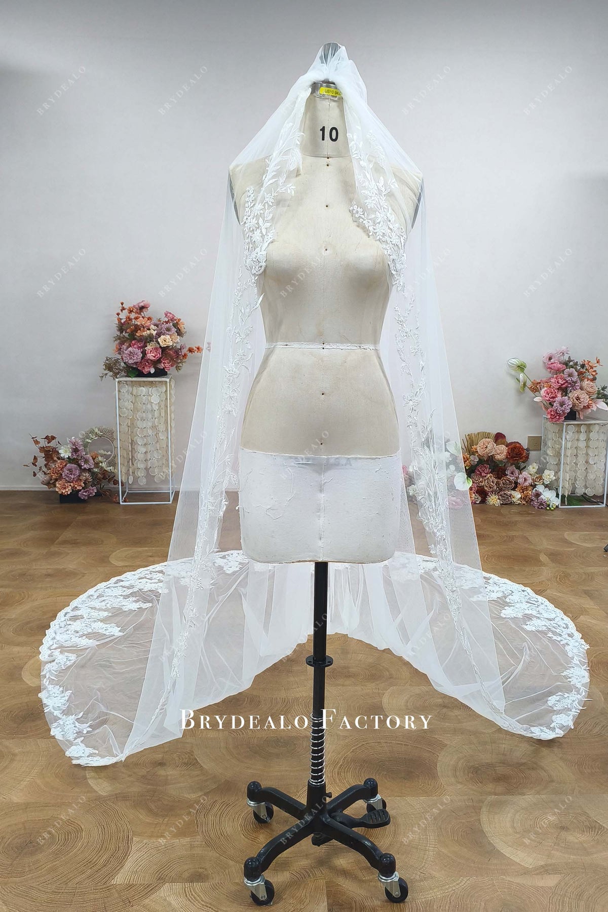 custom single tier lace bridal veil