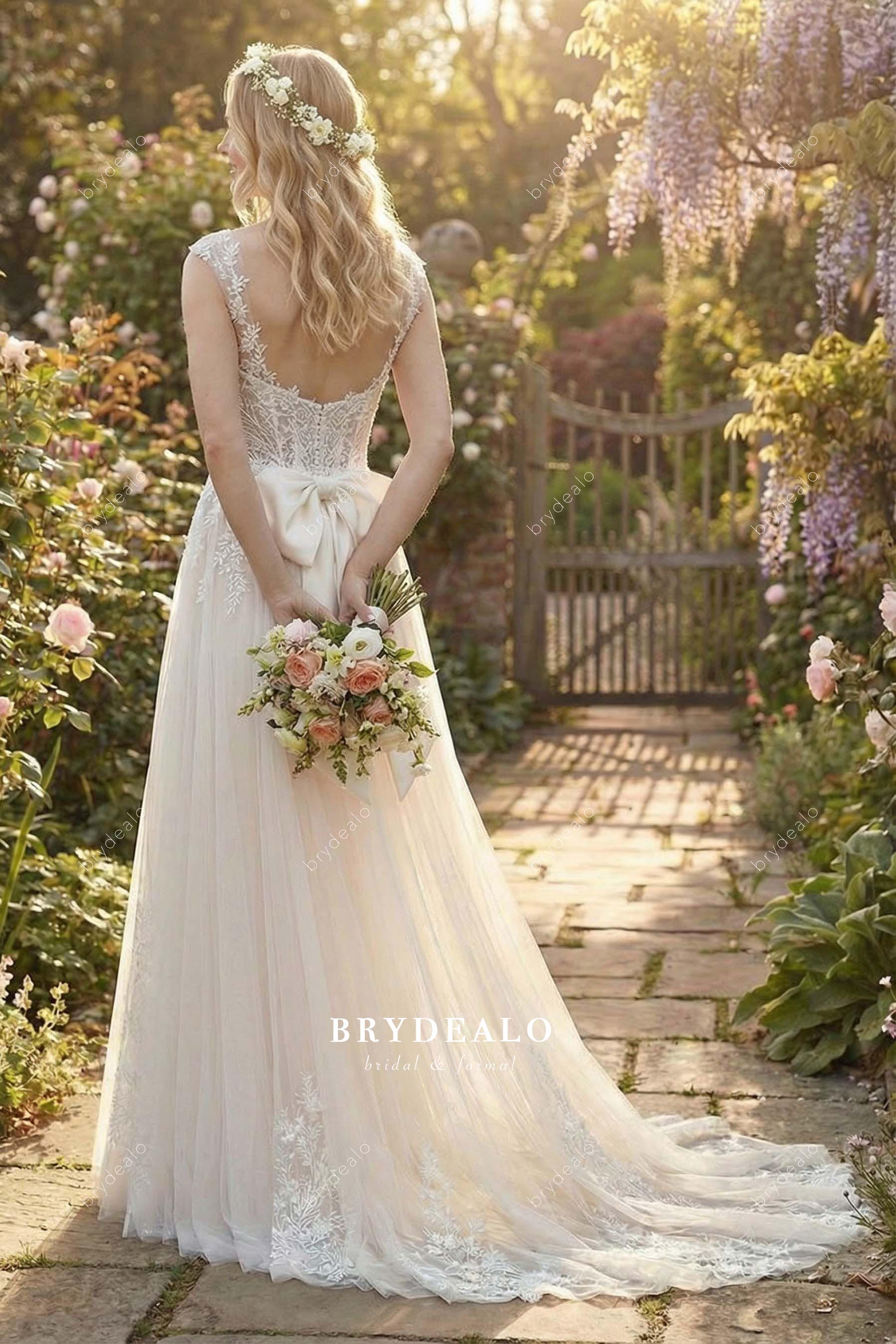 delicate bowknot a line wedding dress