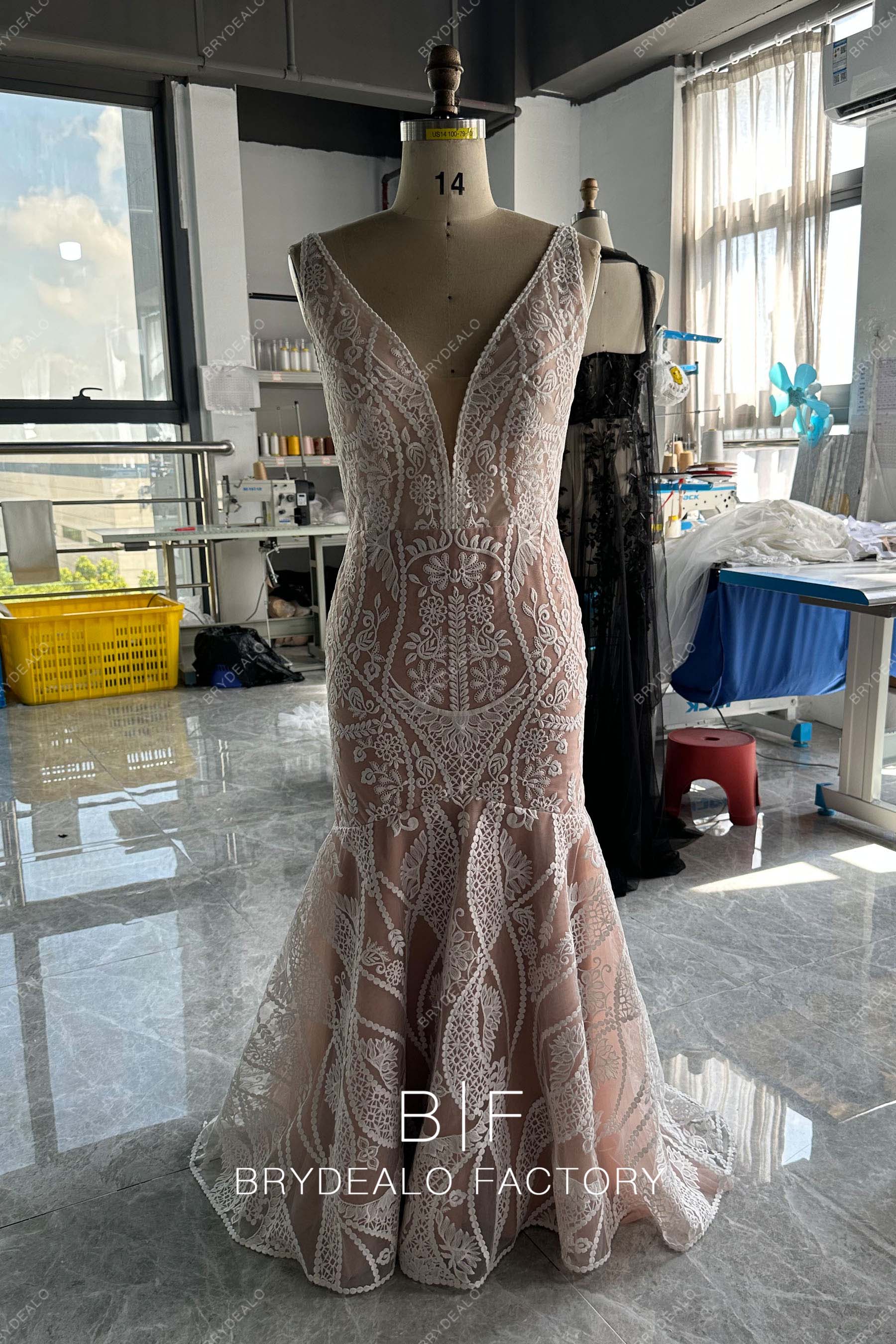 Plunging Neck Lace Private Label Mermaid Wedding Dress BR20231950