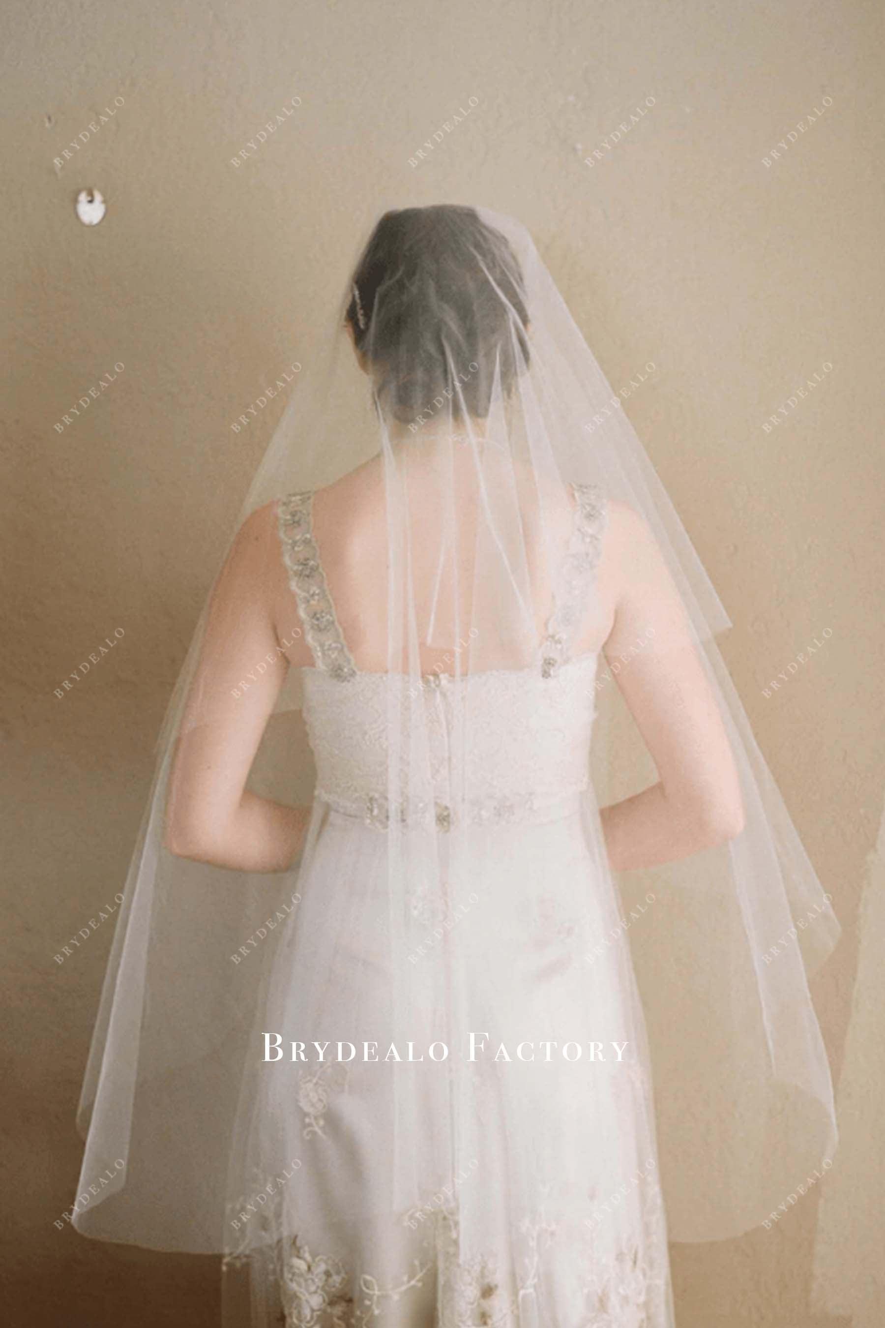 fingertip length bridal veil