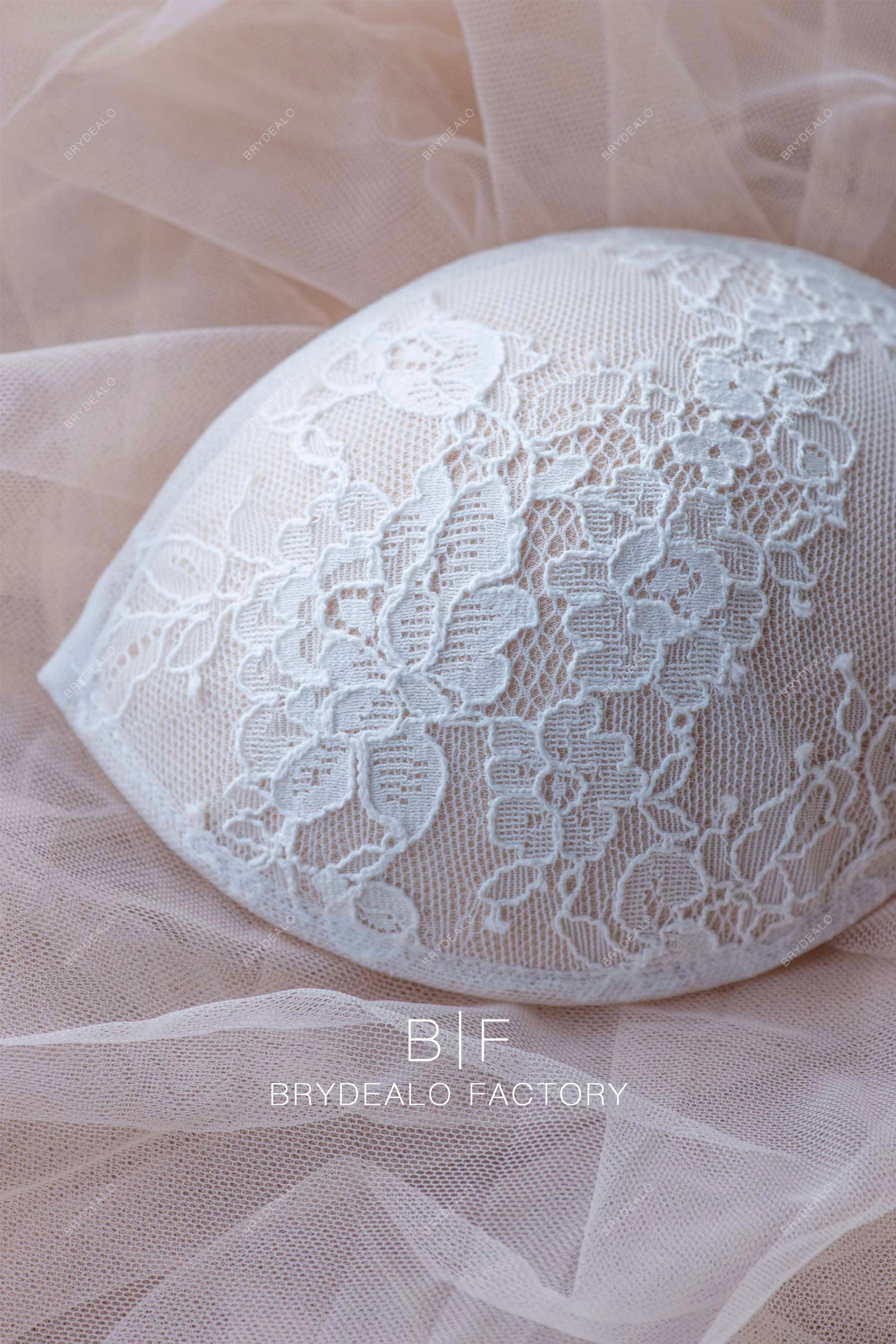 Ultra Soft Lace-Wrapped Soft Cups in Nude & White