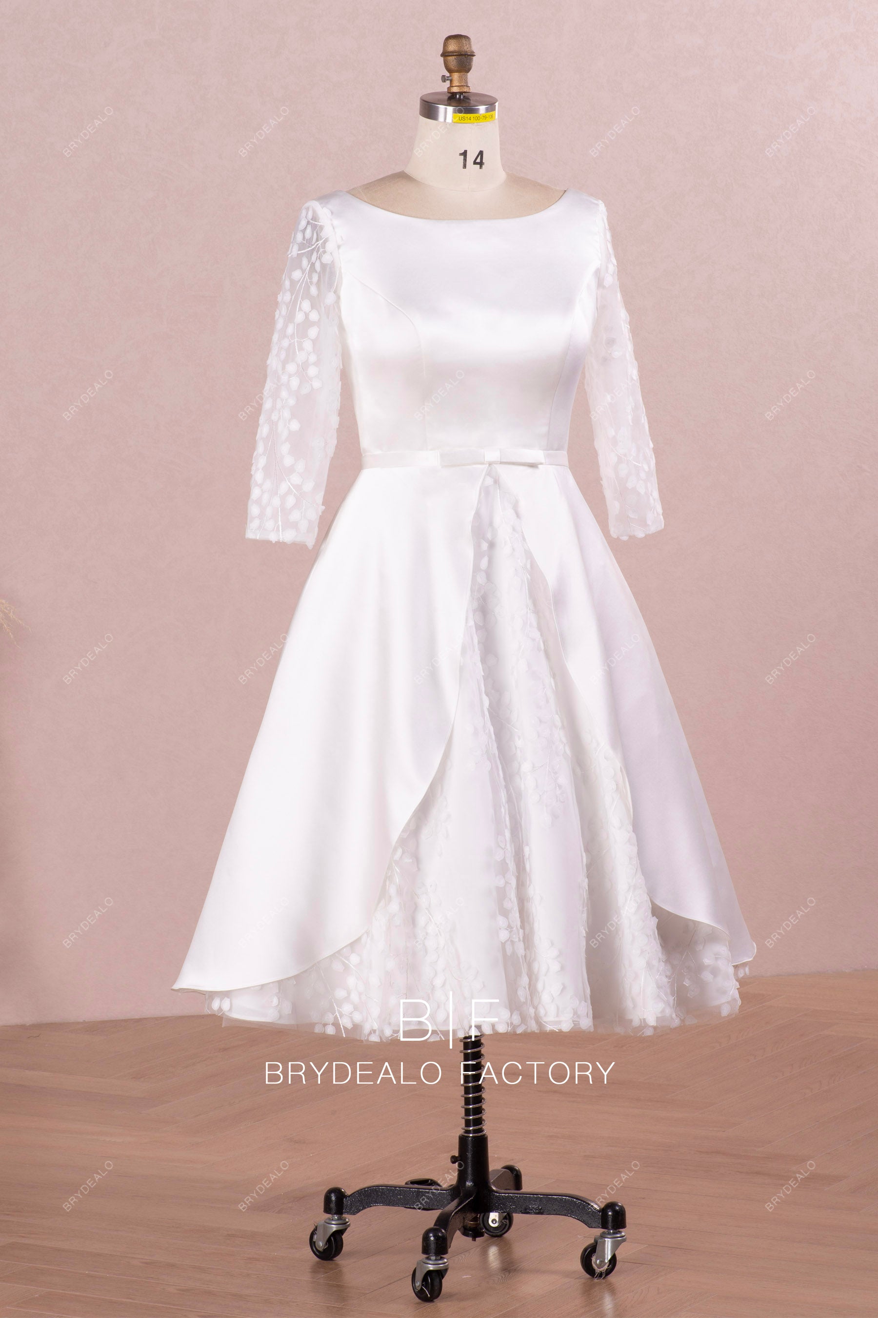 flower lace sleeve tea-length wedding dress