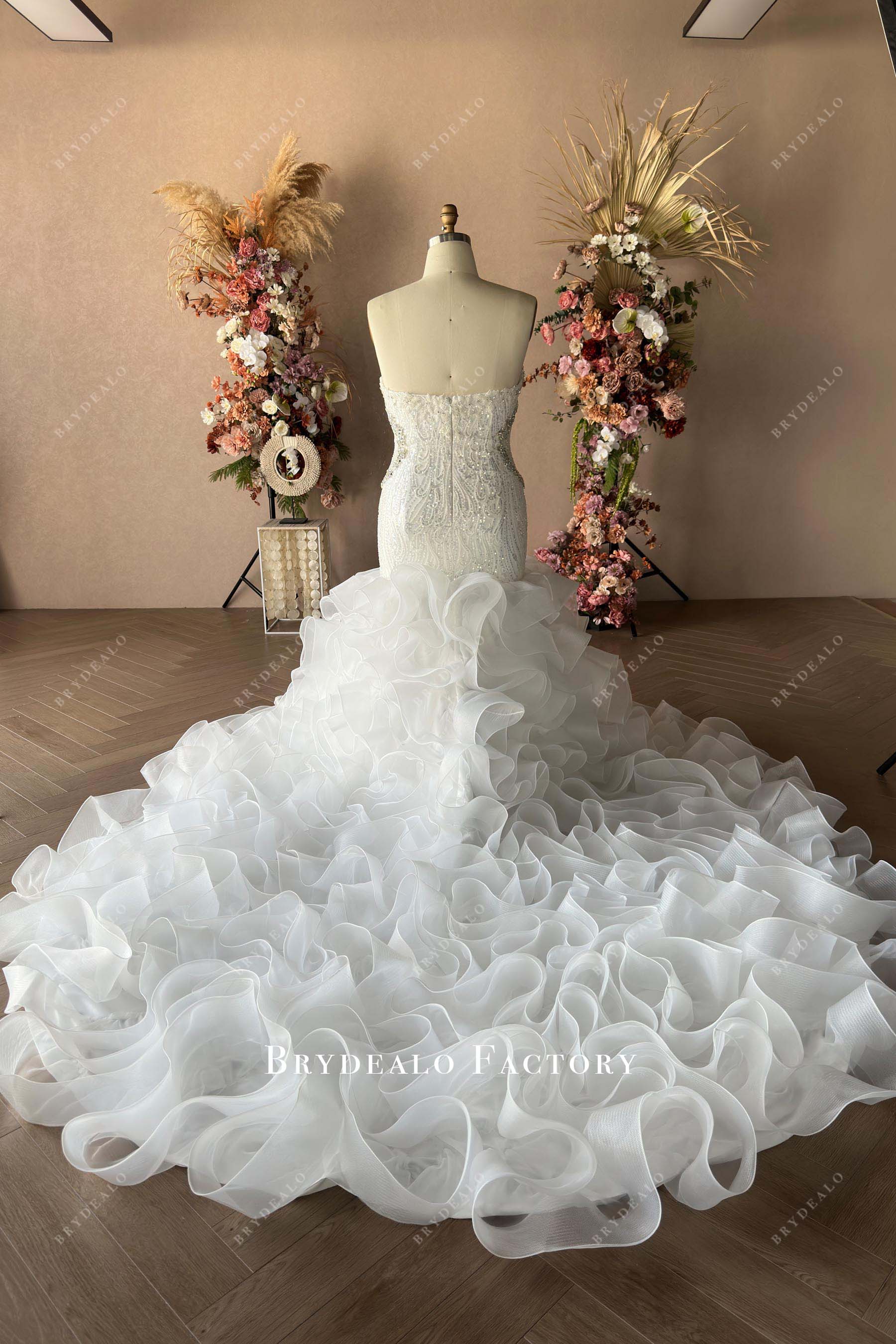 hand sew strapless ruffled long train wedding dress