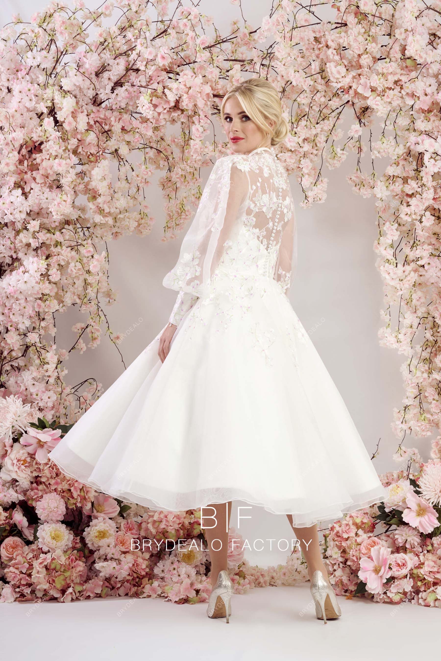 illusion lace puffy A-line casual bridal dress