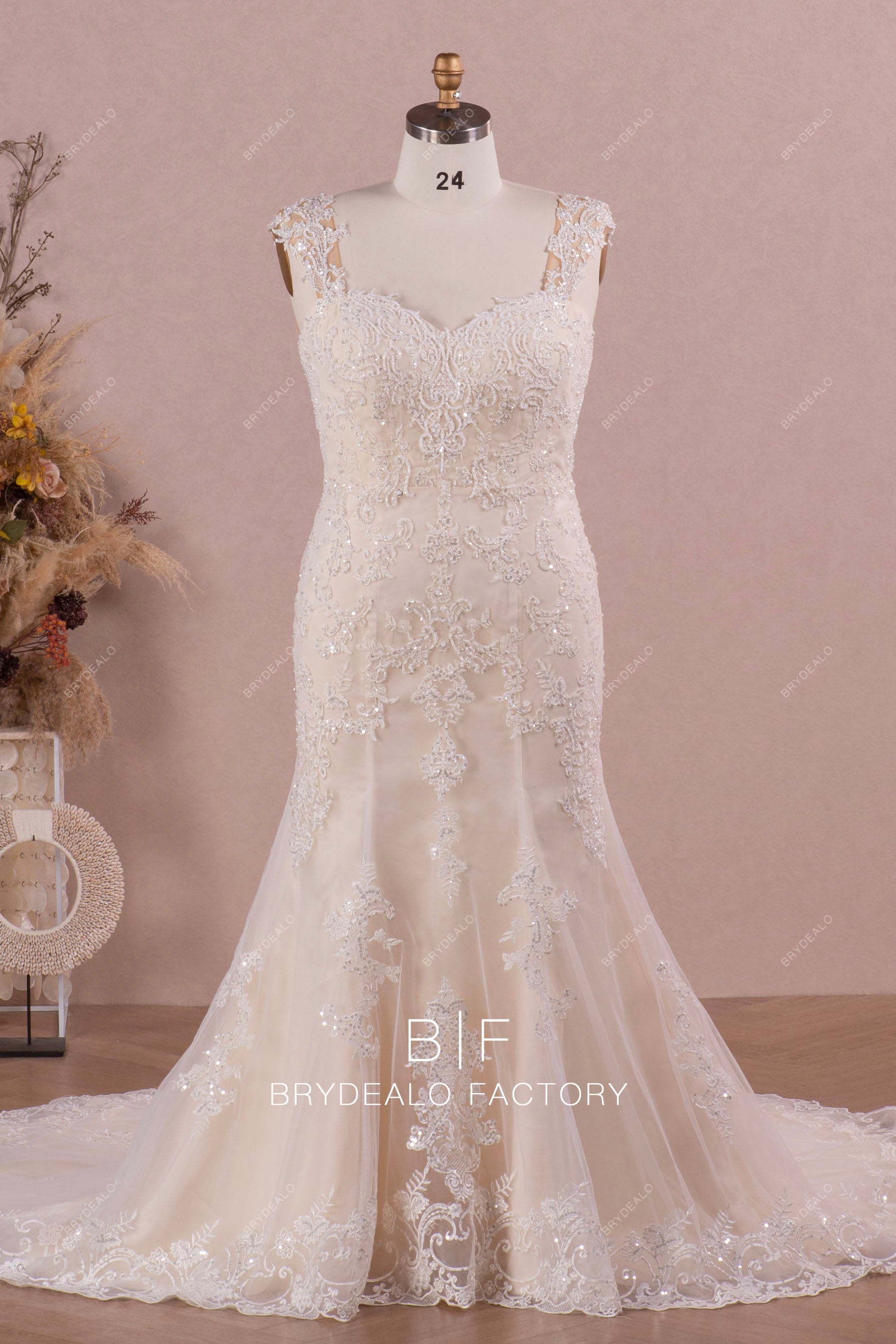 Plus Size Luxury Beaded Lace Mermaid Wedding Dress Champagne Plus Size Luxury Beaded Lace Mermaid Wedding Dress Champagne