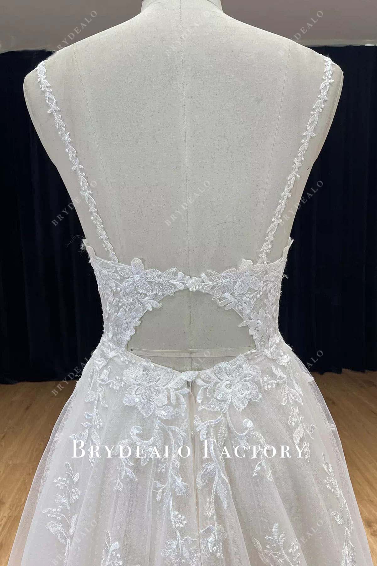 lace appliques keyhole back wedding dress