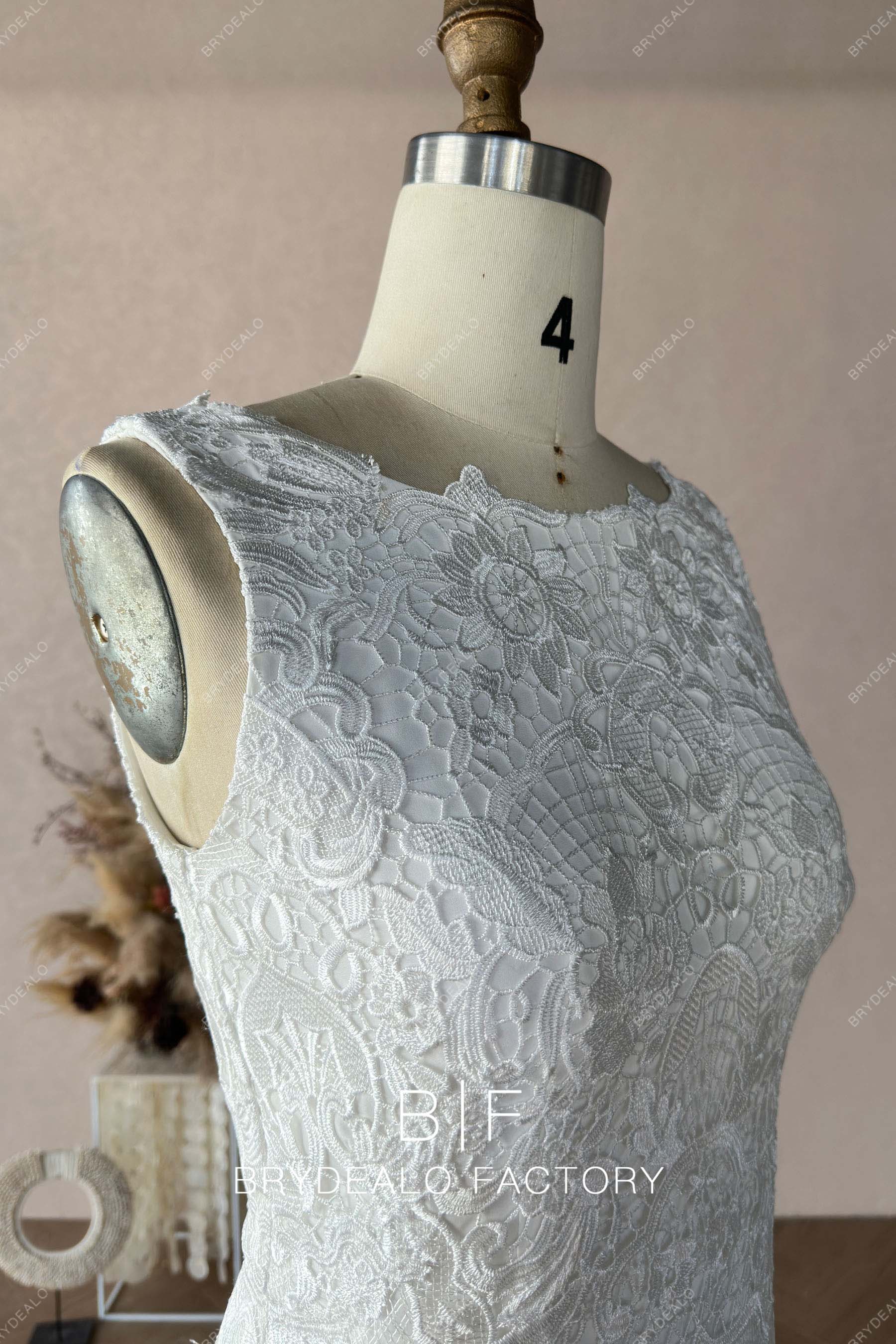 Private Label Sleeveless Lace Bridal Dress