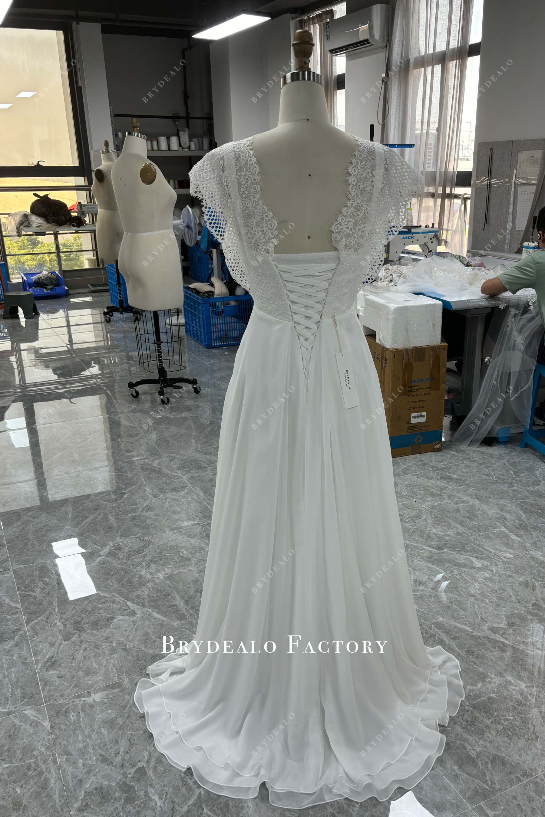 lace-up back chiffon lace bridal gown