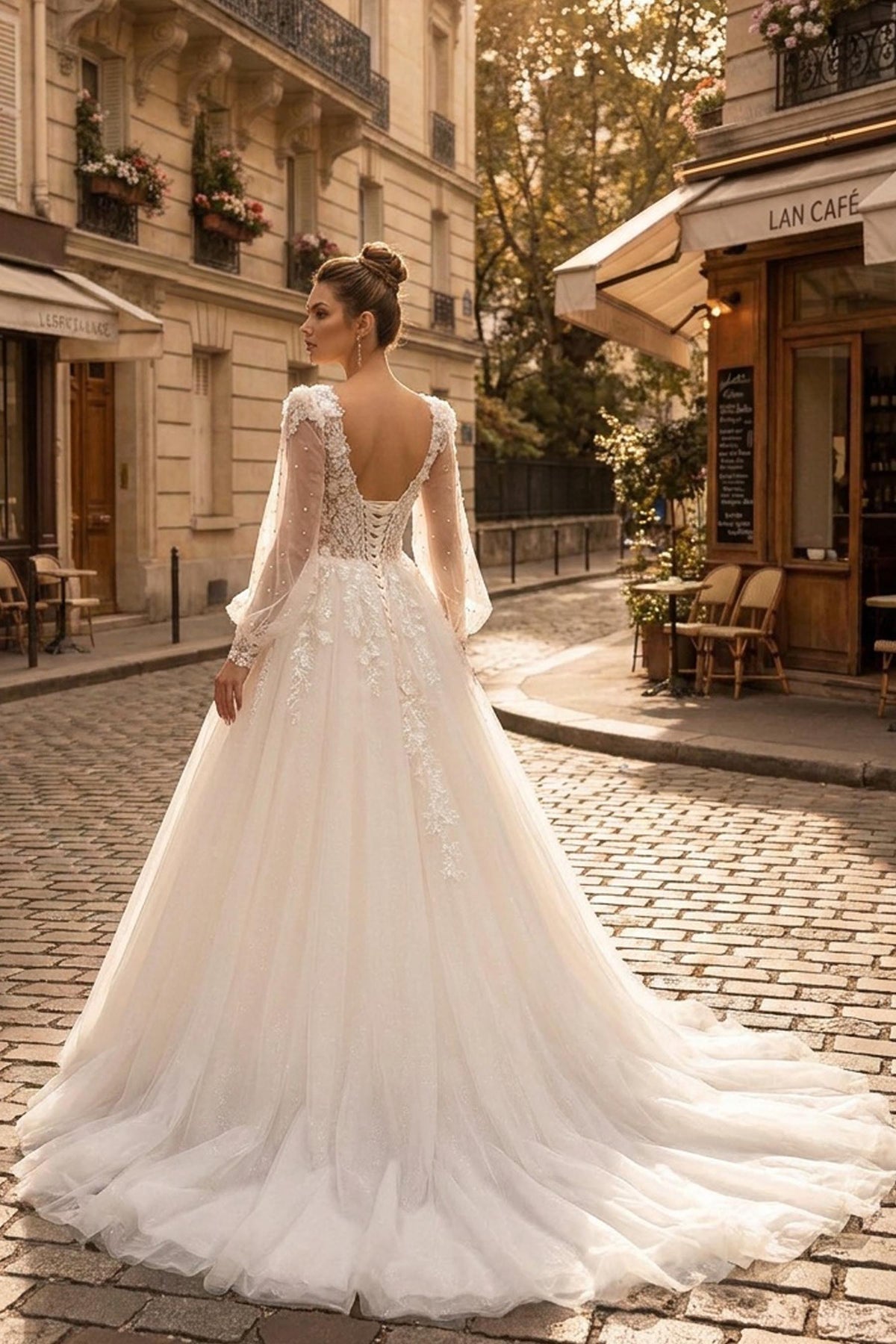 lace-up back shimmery tulle wedding dress