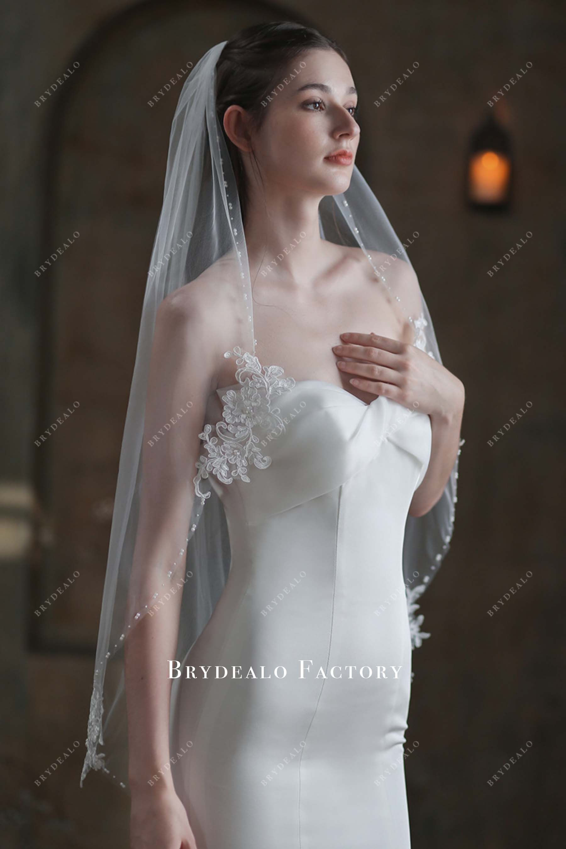 light ivory tulle bridal veil