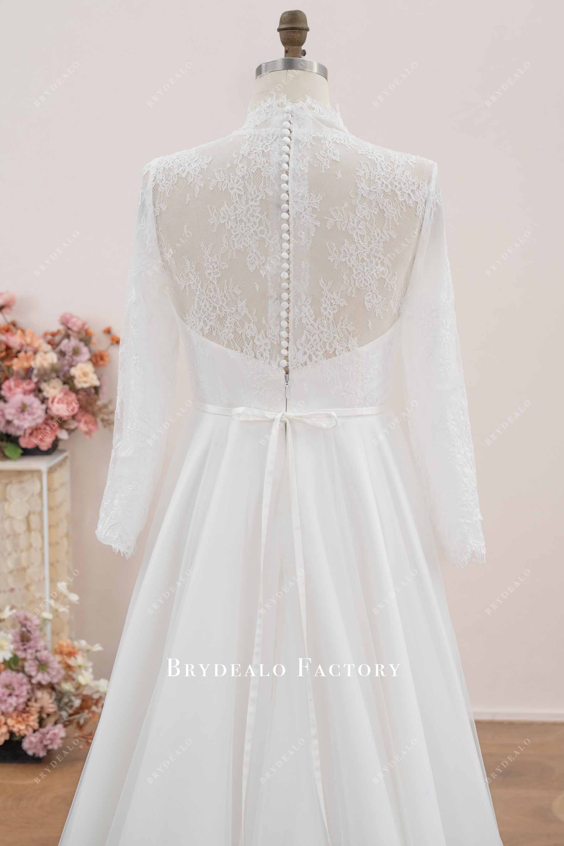 long sleeve lace wedding dress