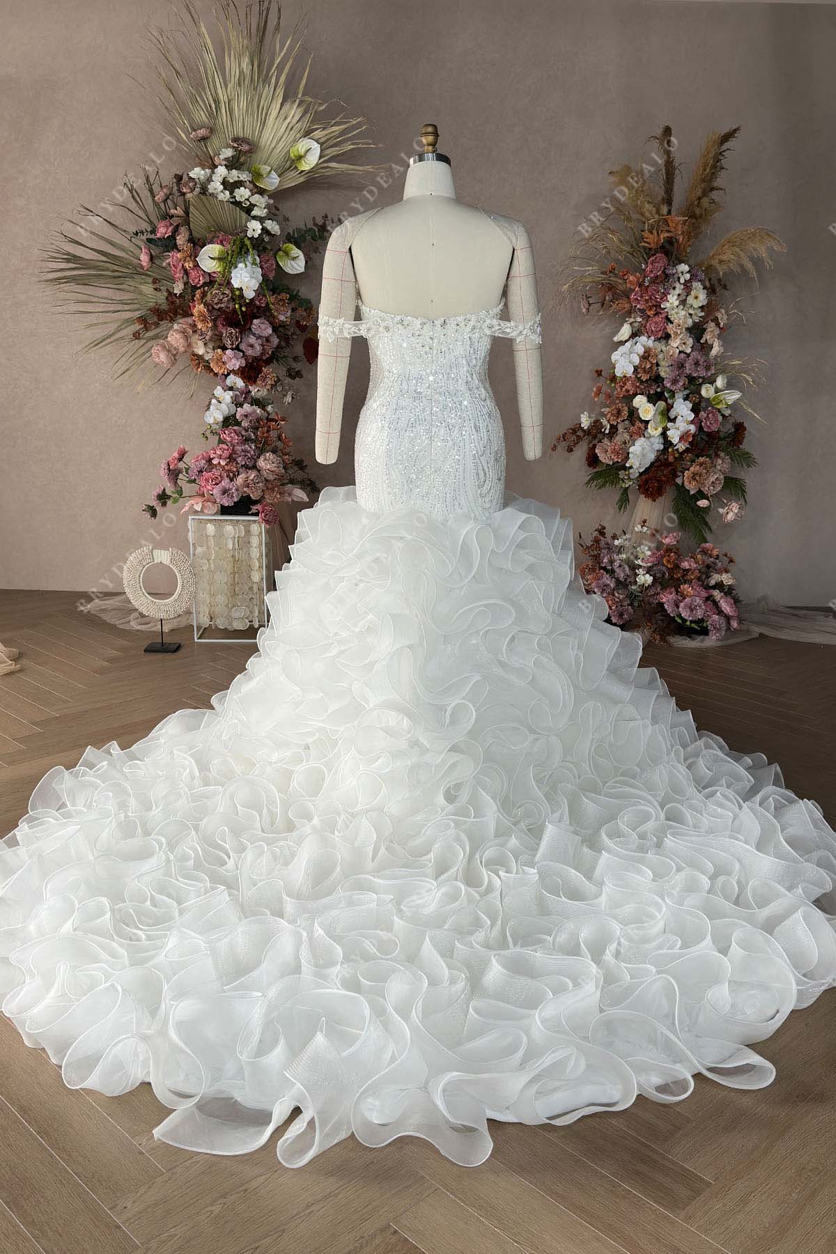 long train wedding dress