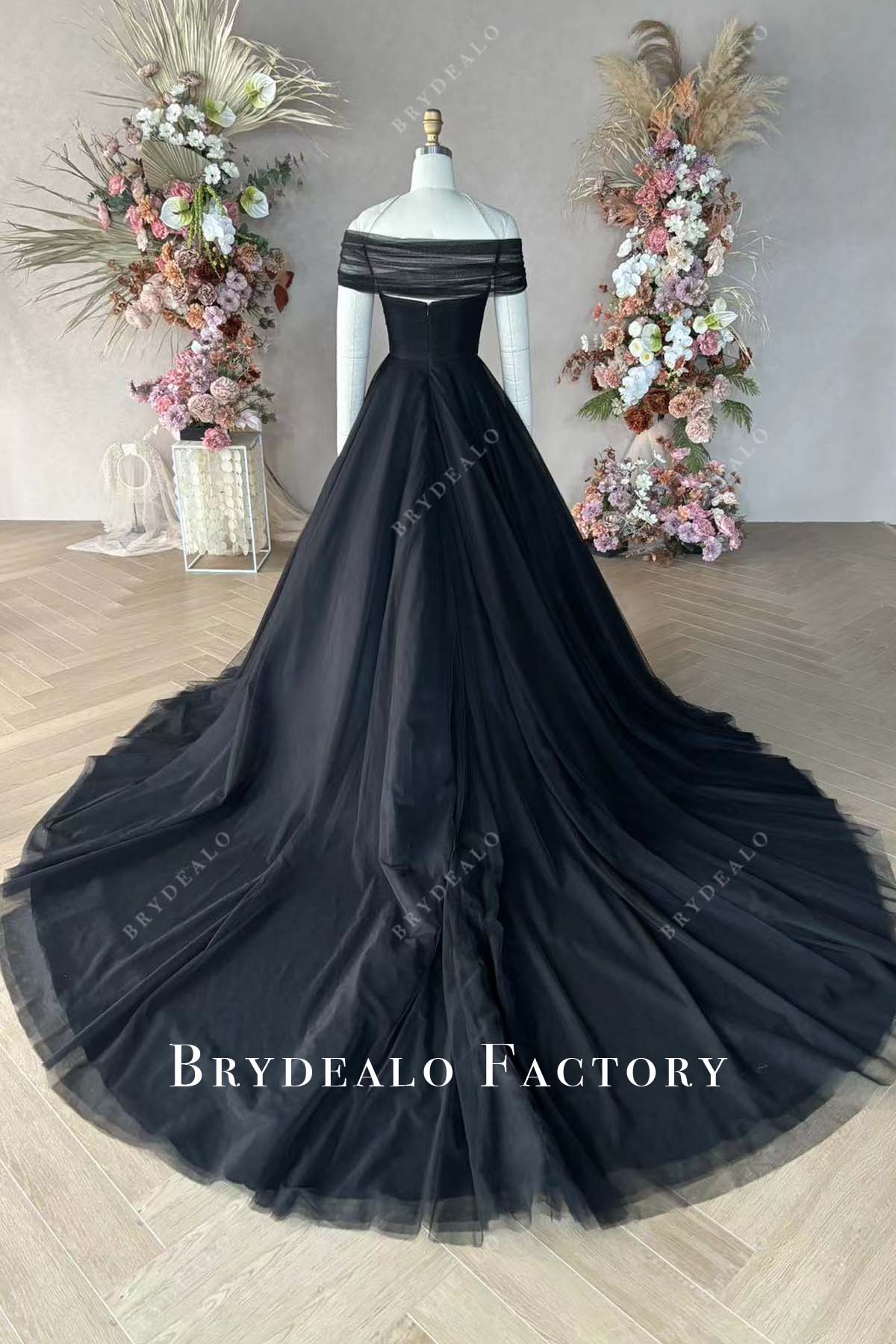 long train A-line black wedding gown