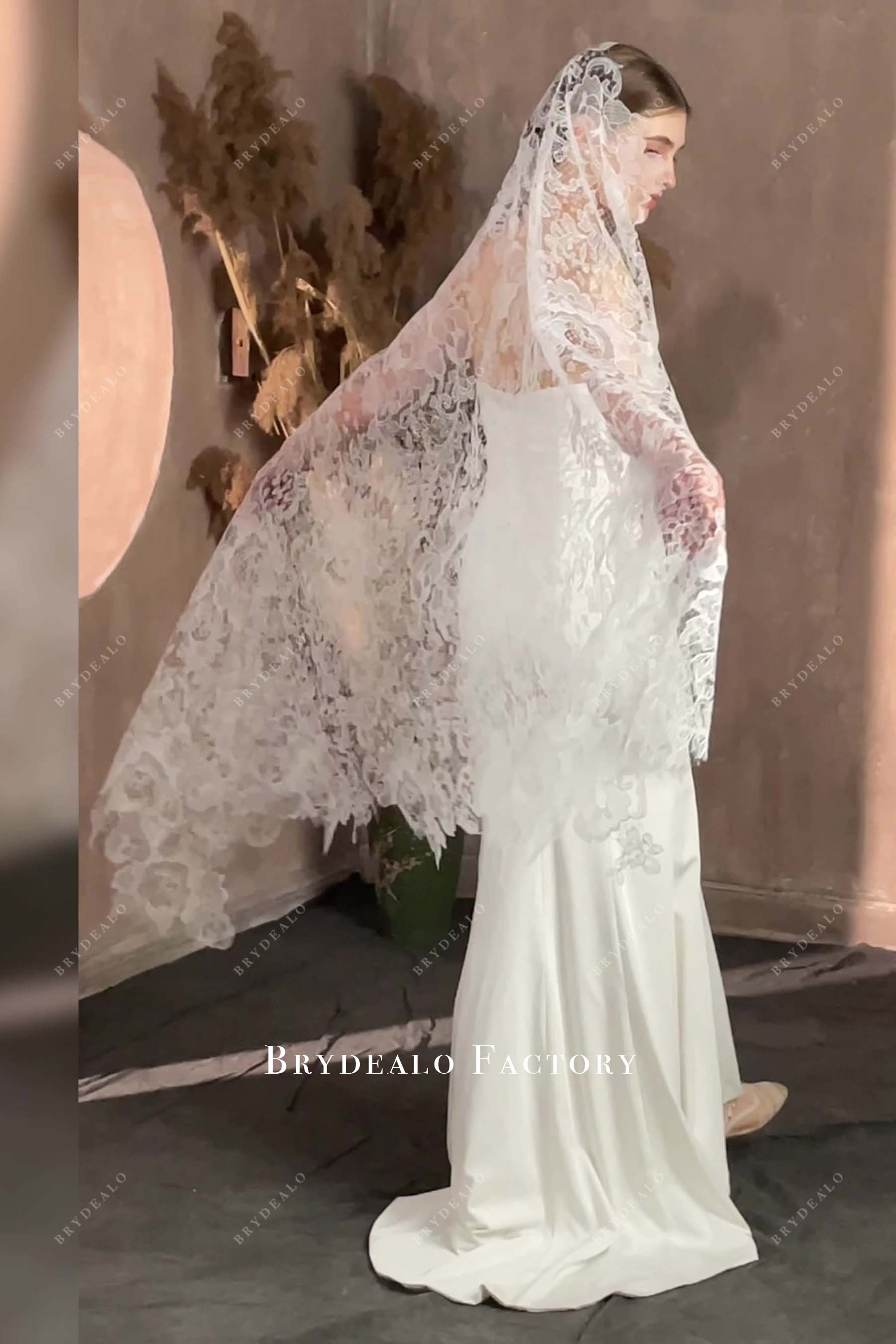 single tier raw cut elegant wedding veil