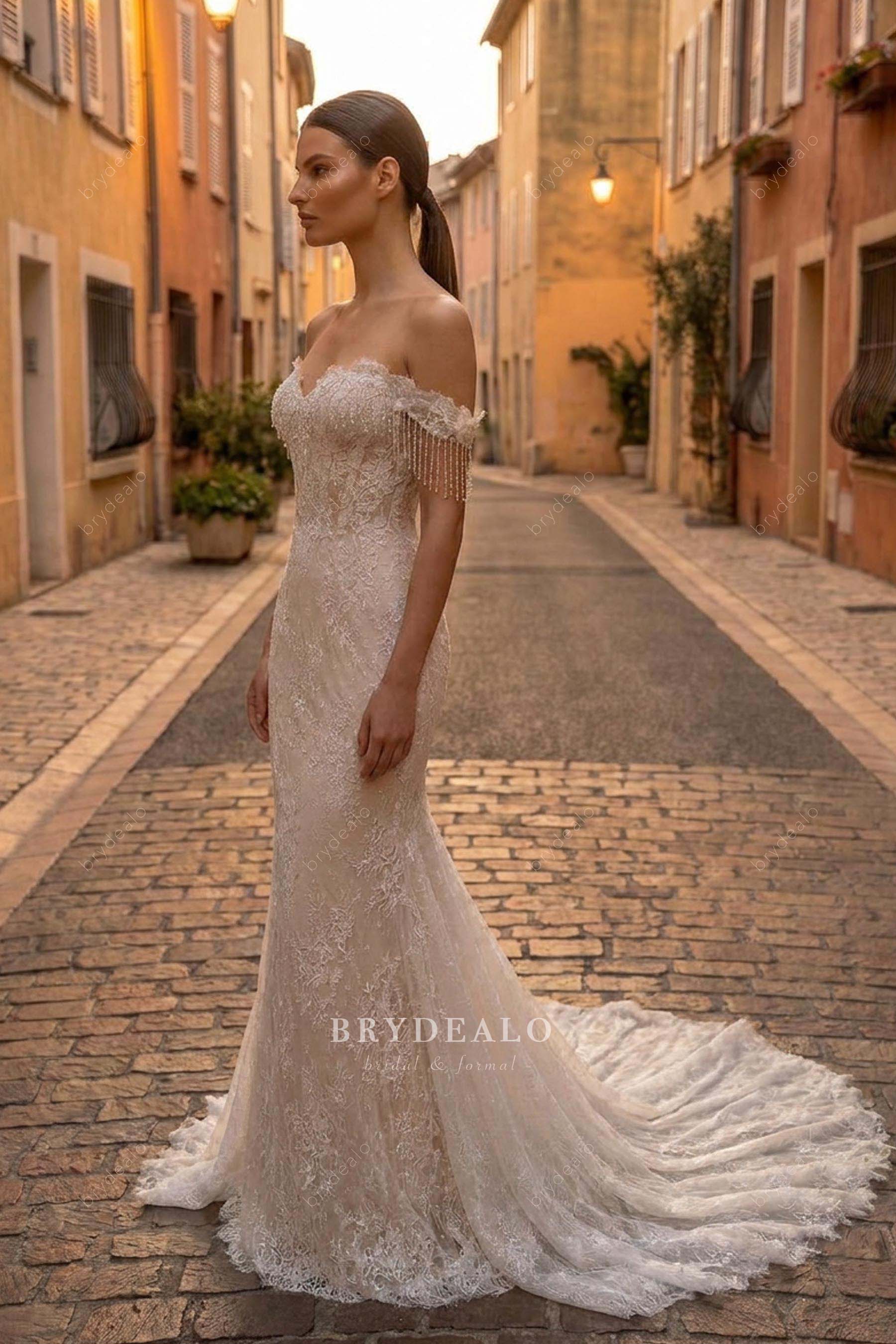 luxury lace off-shoulder mermaid wedding dress