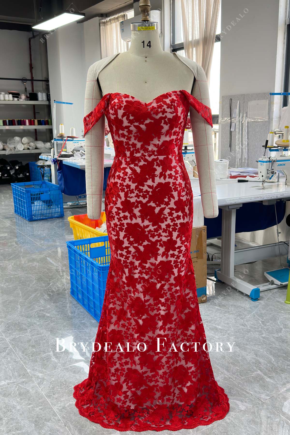 red lace sweetheart neck mermaid custom dress