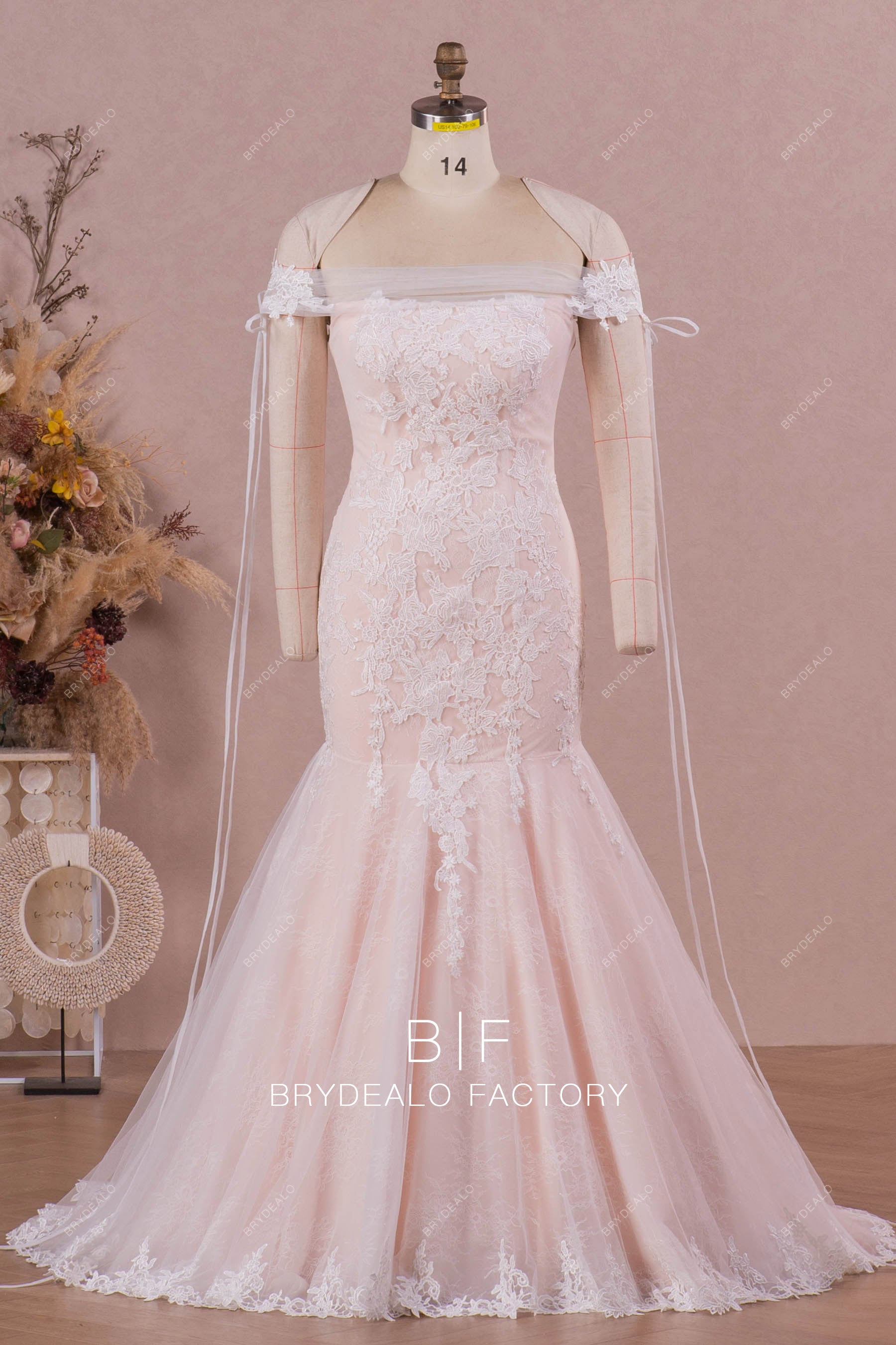 off shoulder lace trumpet wedding dress