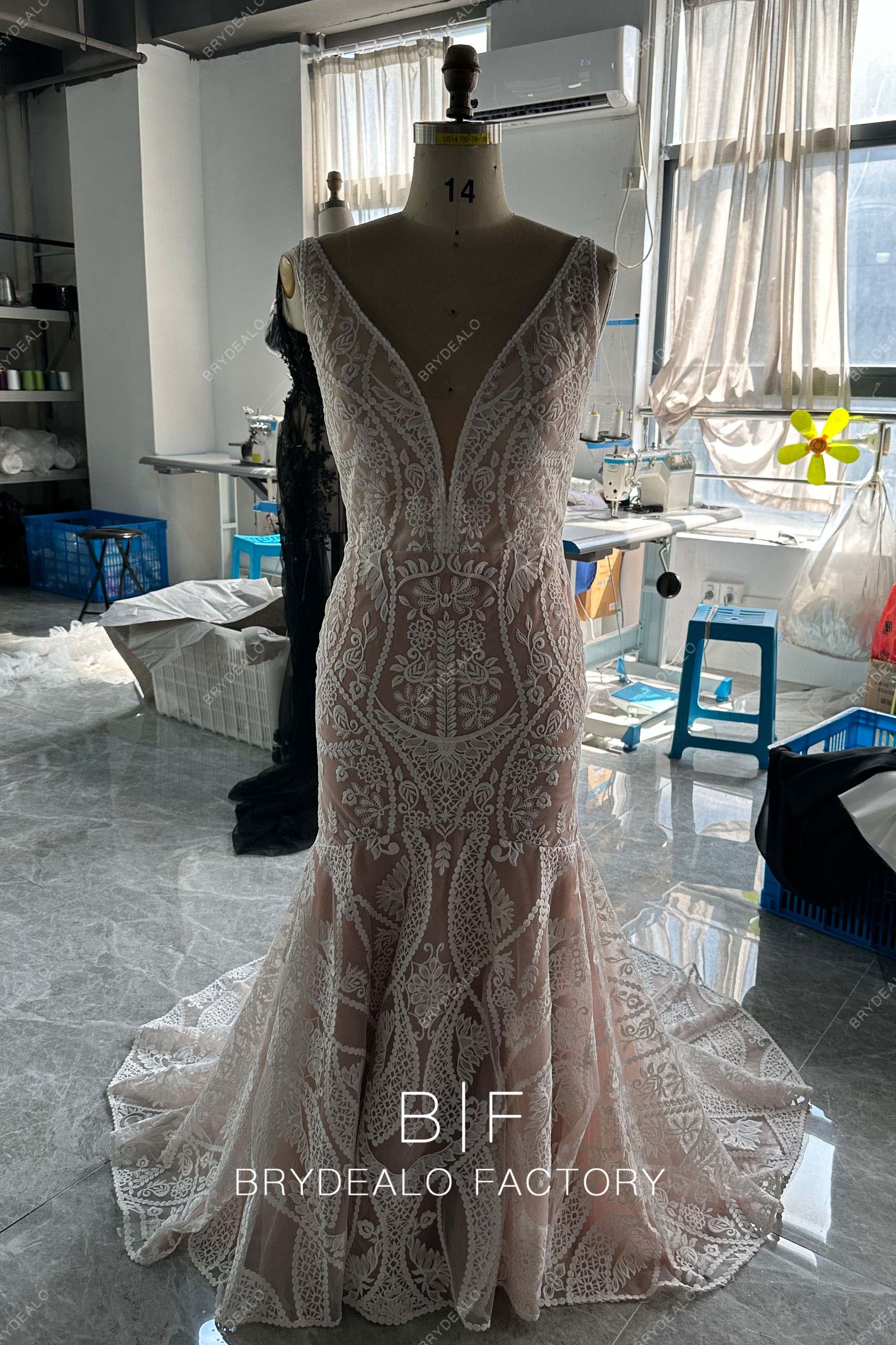 Plunging Neck Lace Private Label Mermaid Wedding Dress BR20231950