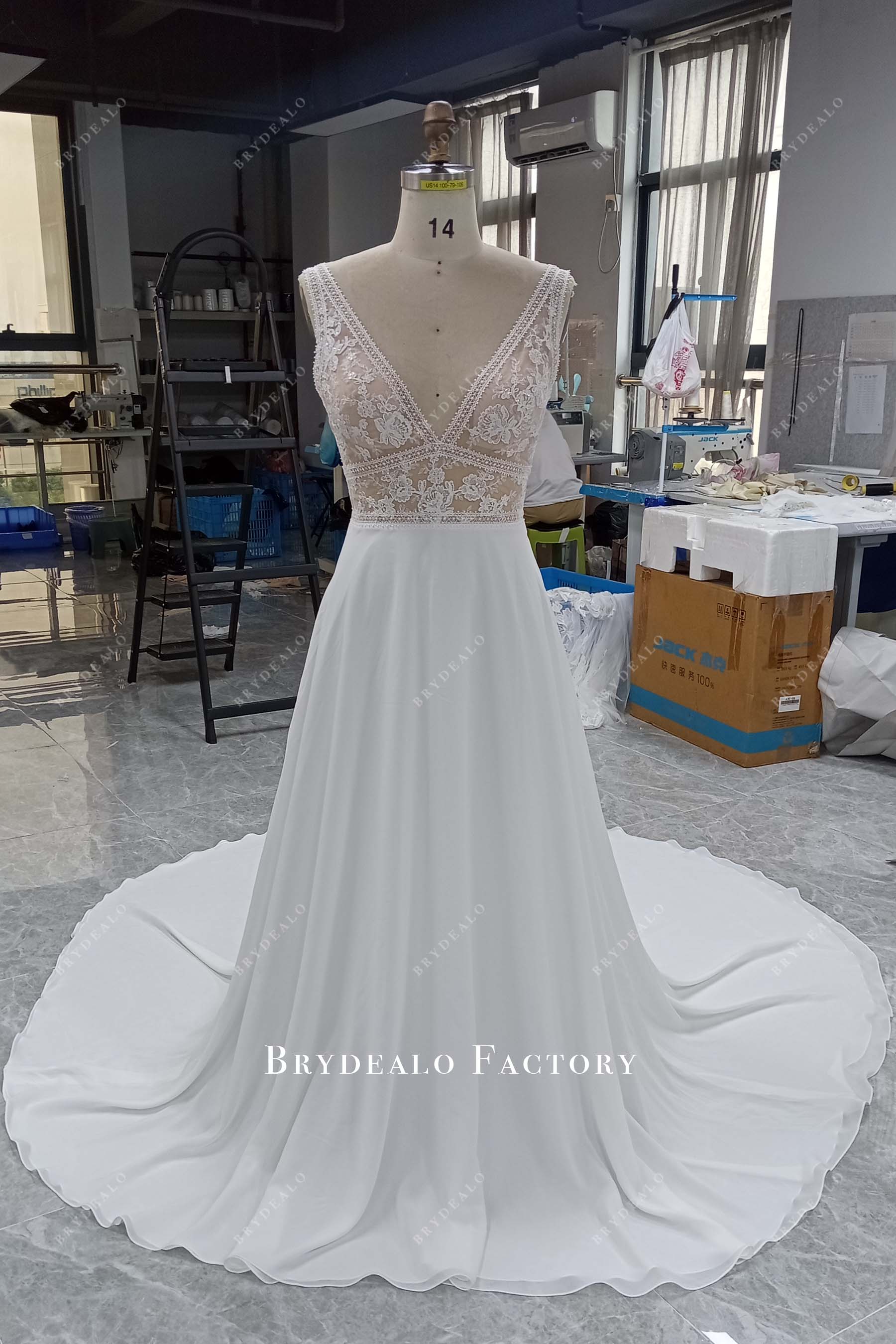 Private Label Custom Lace Chiffon Wedding Dress