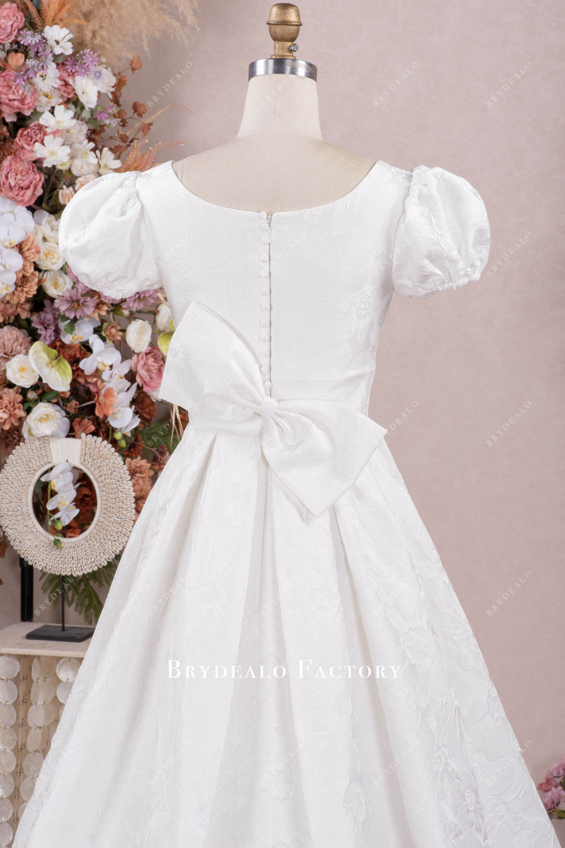 puff sleeve bowknot waist wedding gown