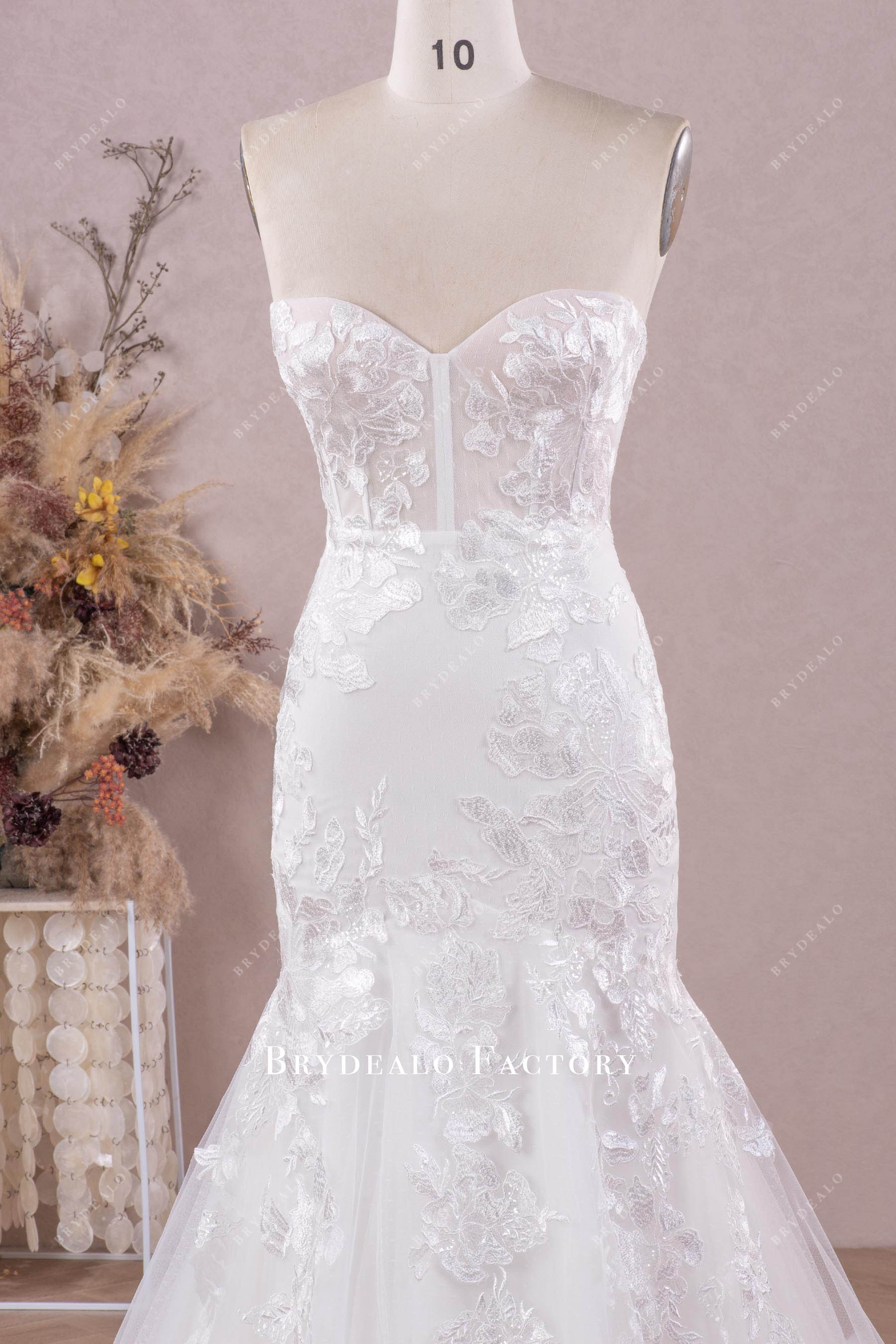 Strapless Designer Lace Corset Trumpet Wedding Dress Strapless Designer Lace Corset Trumpet Wedding Dress