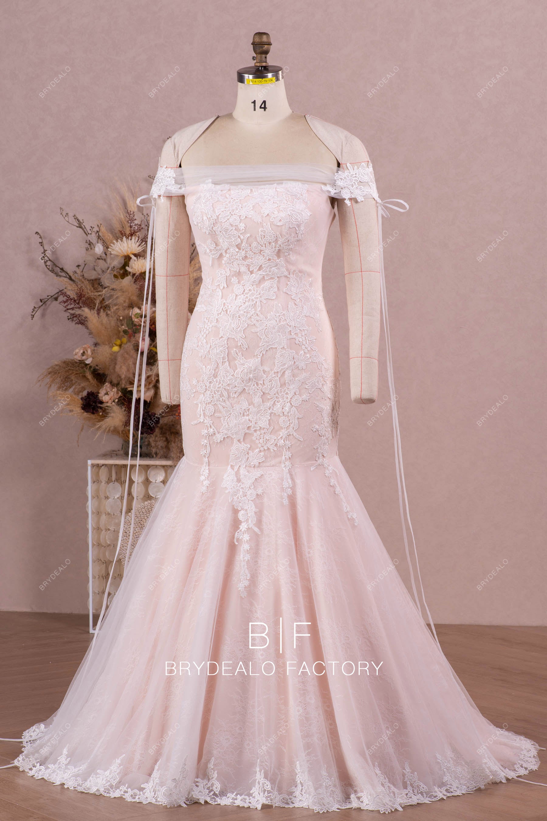 romantic lace mermaid wedding dress