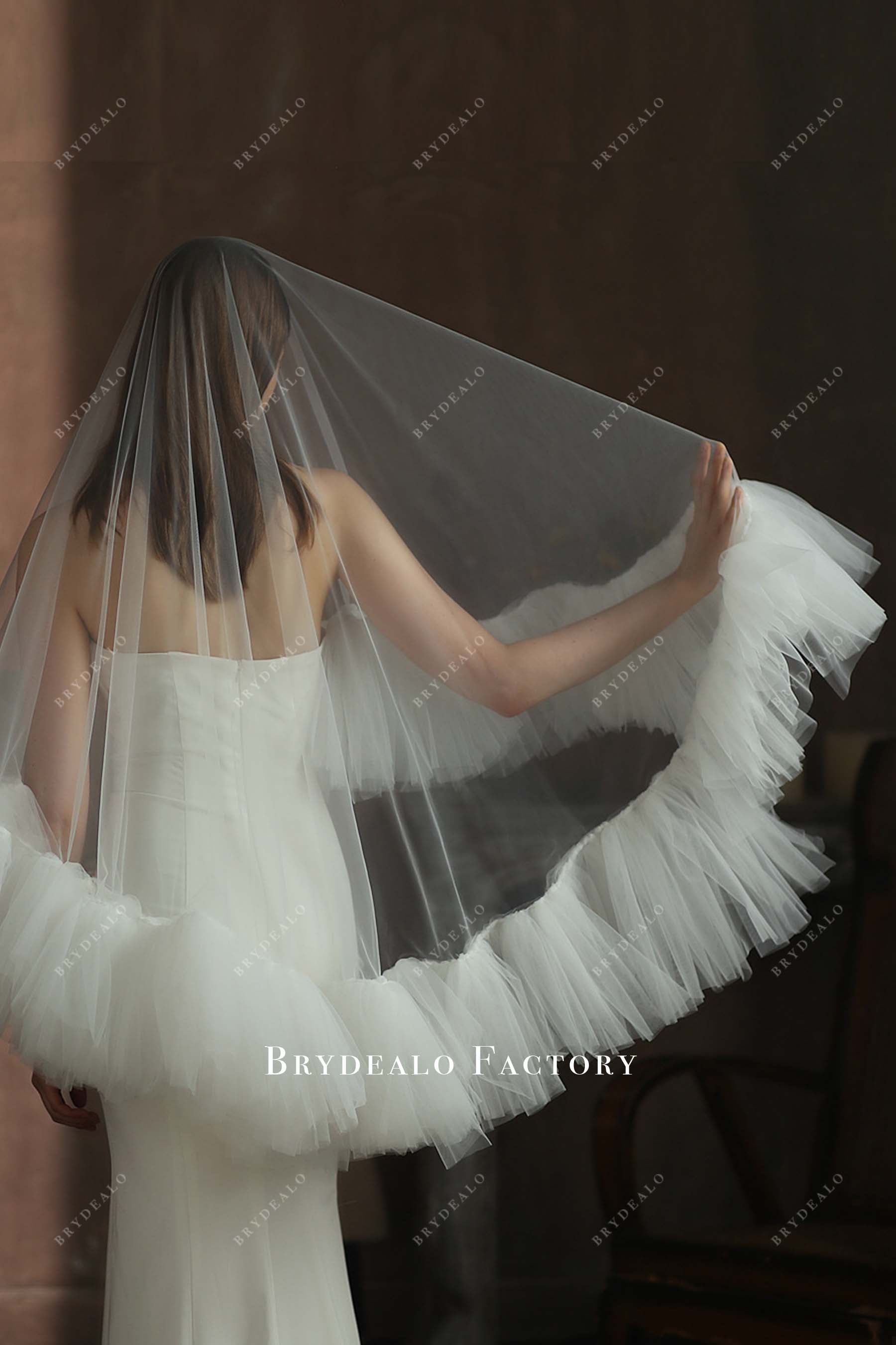 ruffled bridal veil
