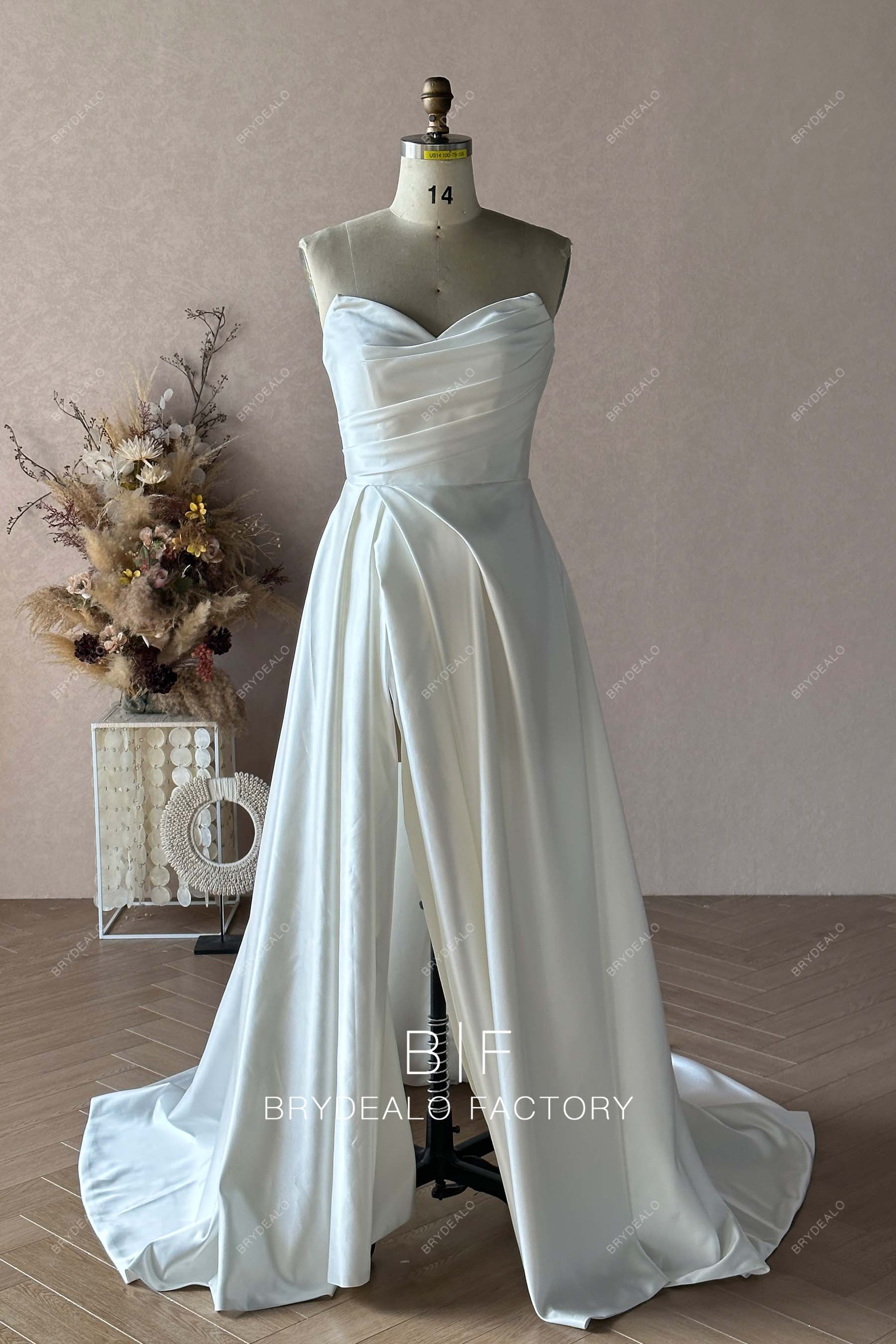 Wholesale Custom Satin Strapless Slit A-line Bridal Dress Wholesale Custom Satin Strapless Slit A-line Bridal Dress