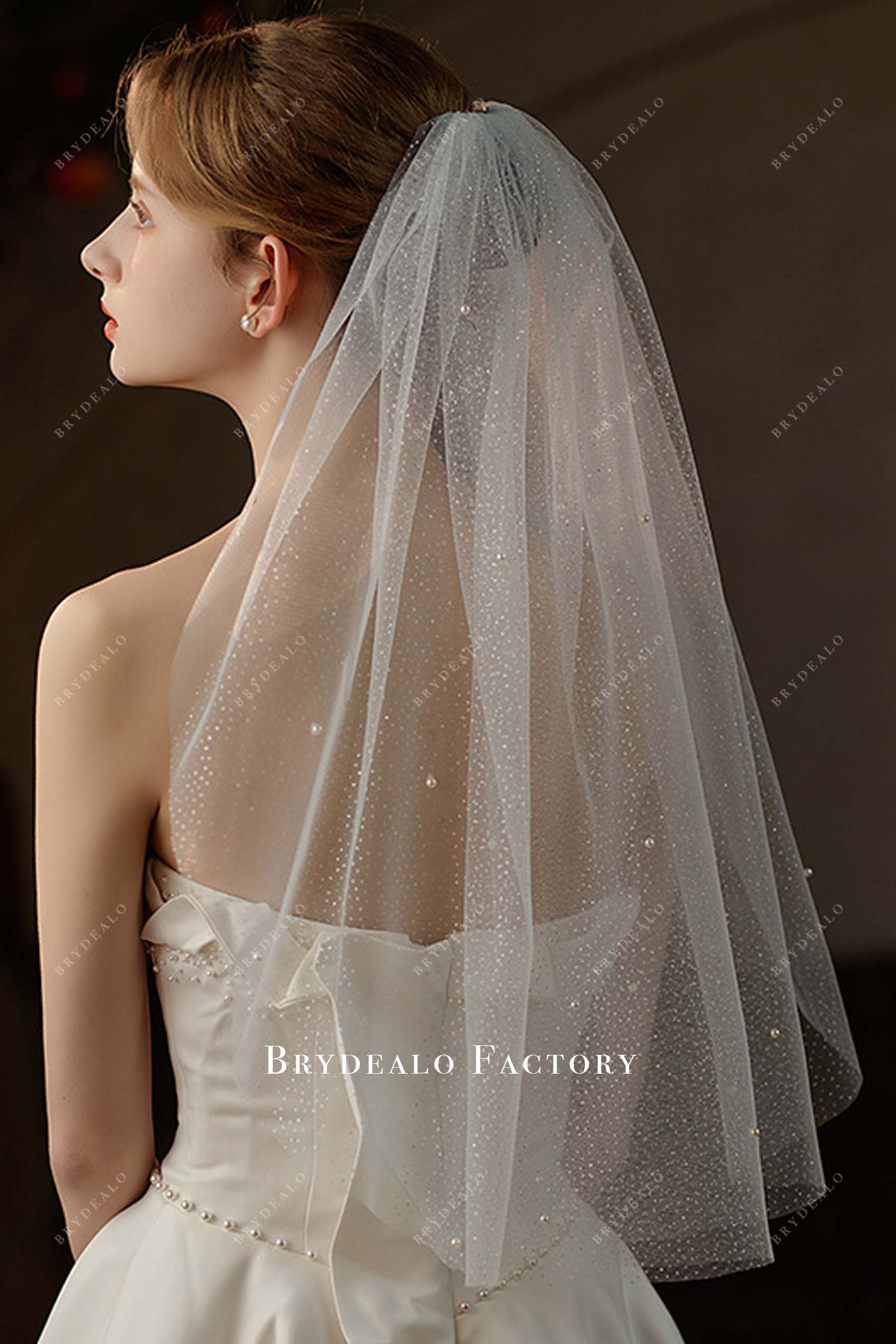 Wholesale Elbow Length Pearls Wedding Veil