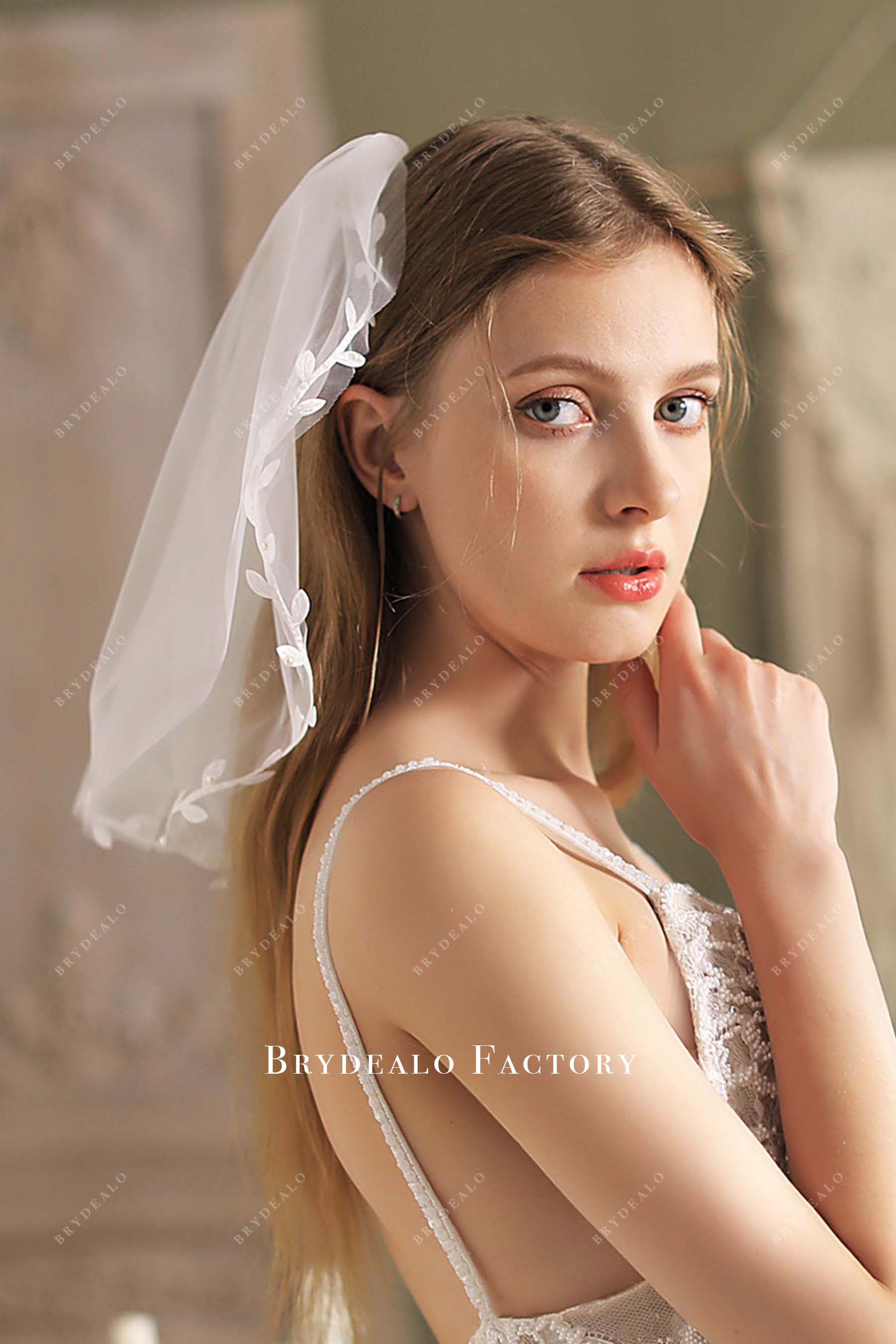 shoulder length wedding veil
