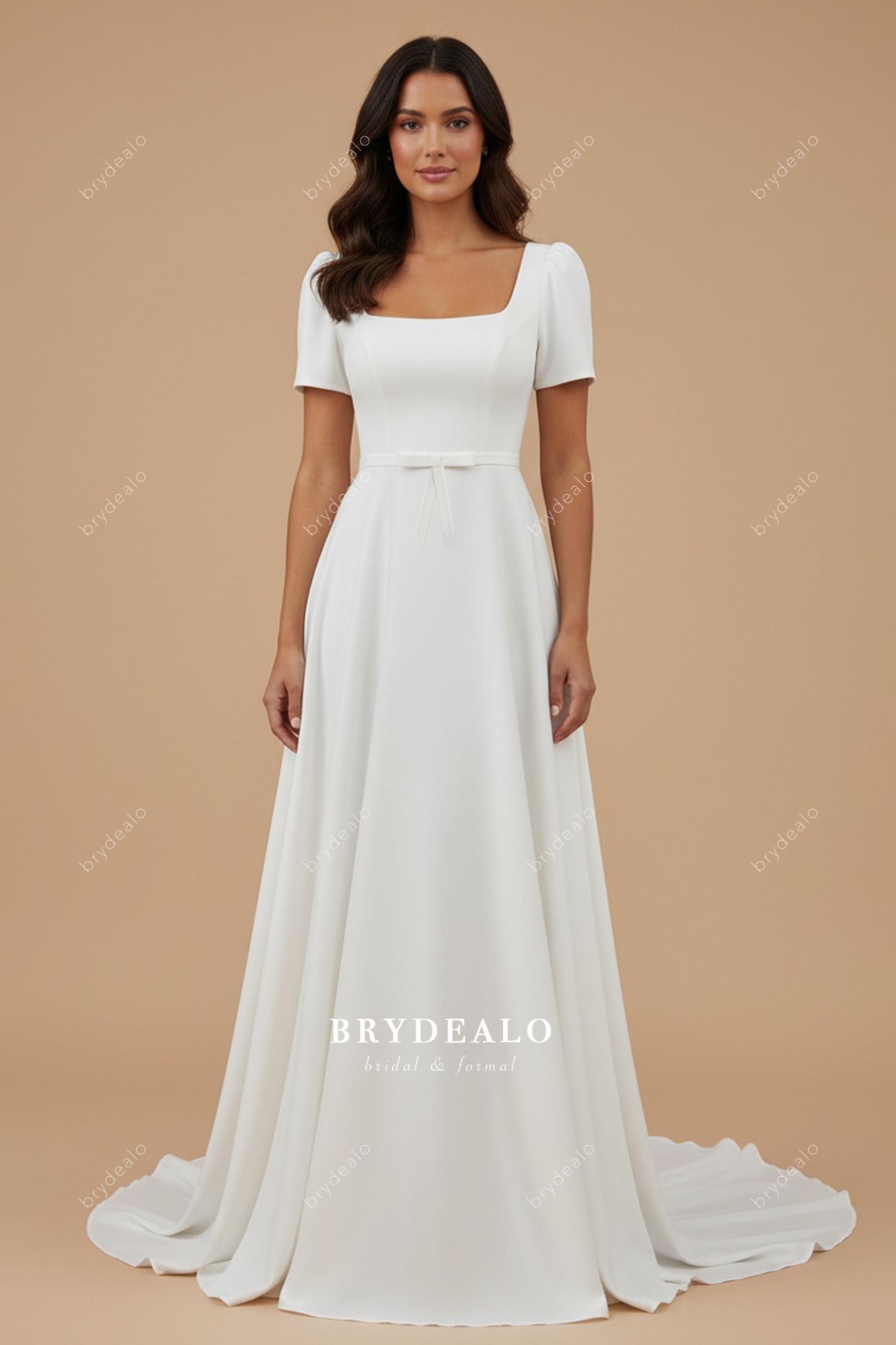 simple bubble sleeve crepe wedding dress
