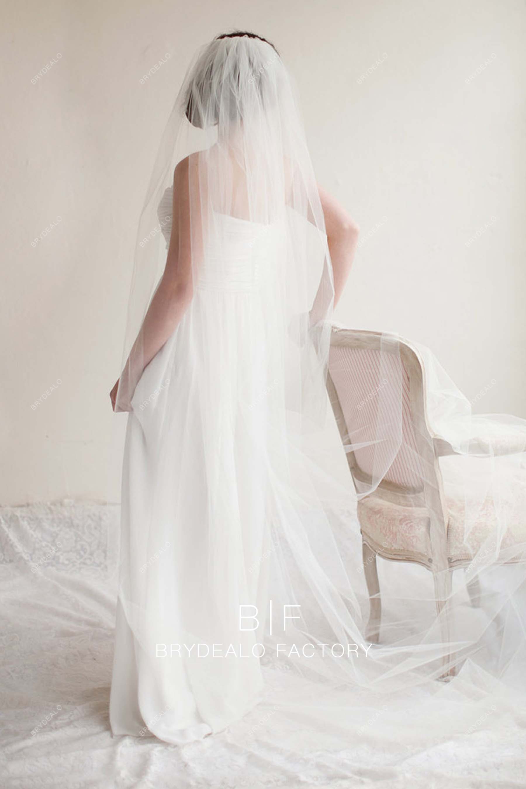 simple single tier long tulle veil