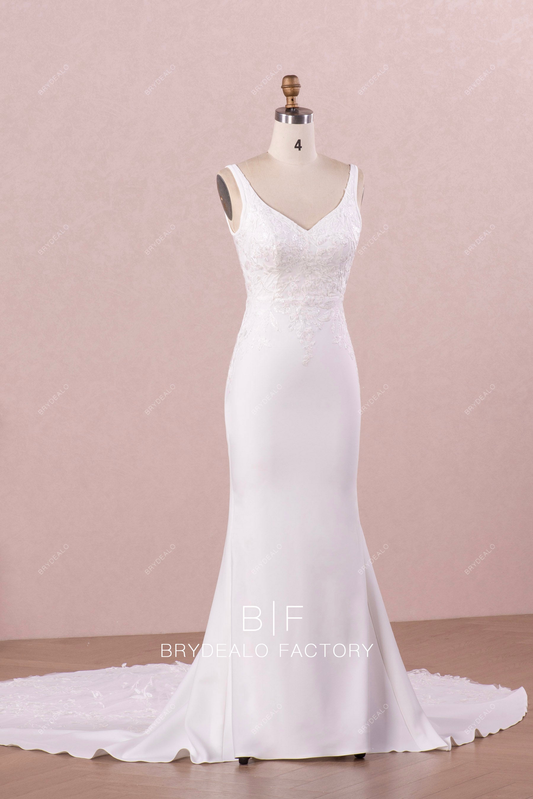 sleeveless V-neck bridal gown