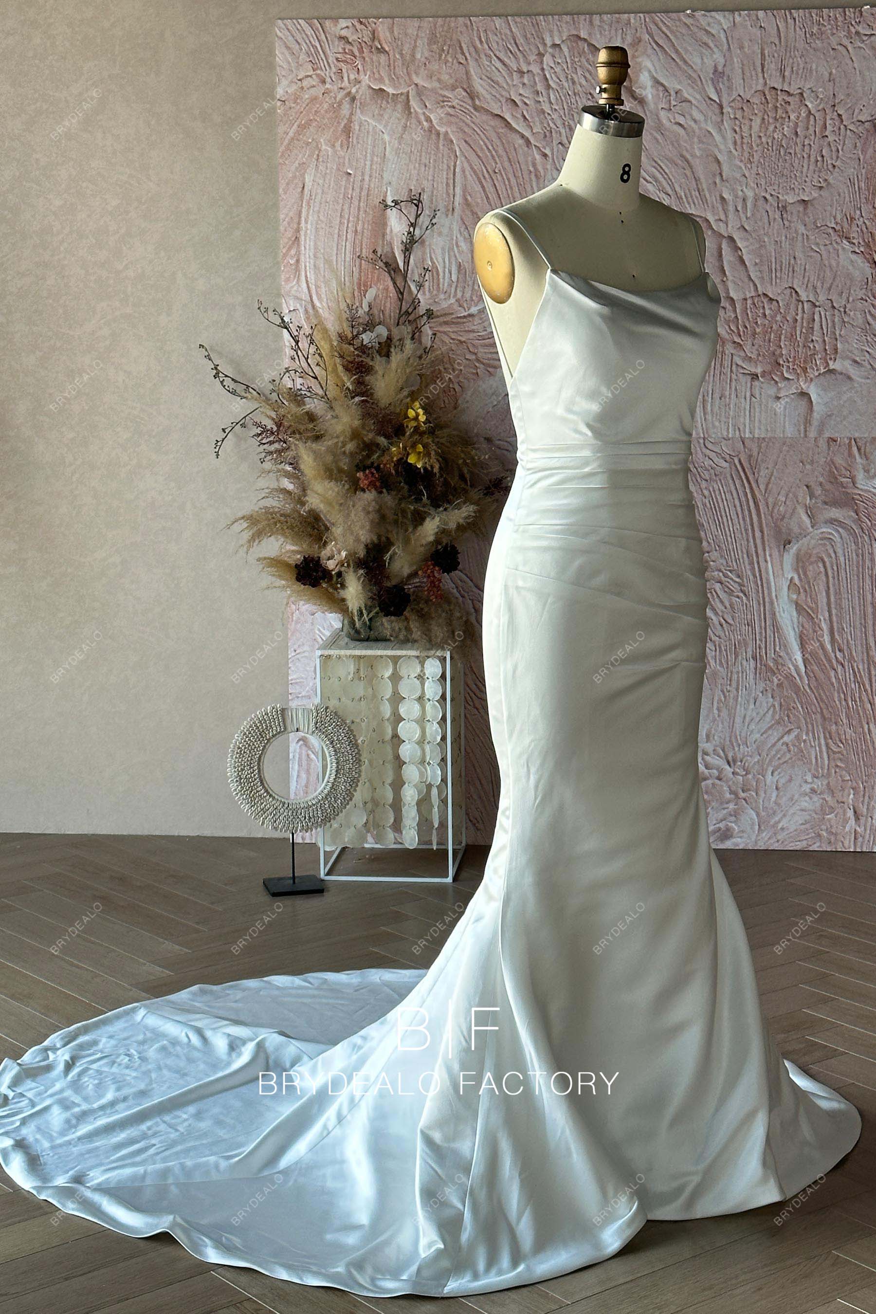 sleeveless mermaid wedding dress