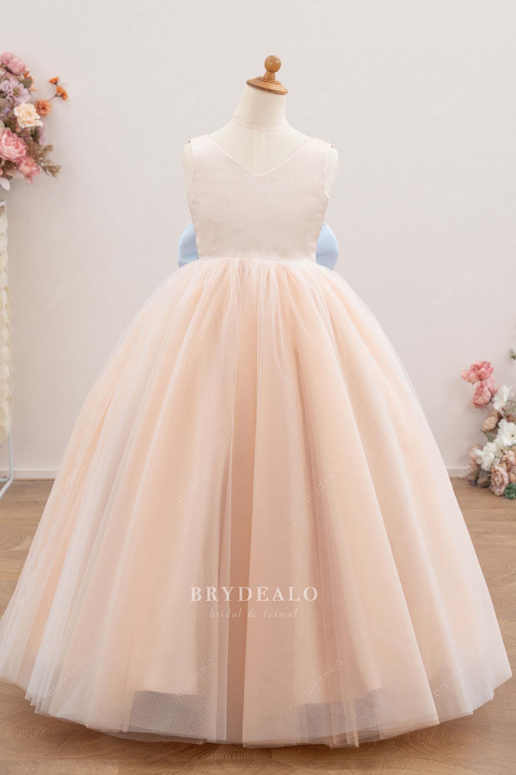 sleeveless pink little girl princess gown