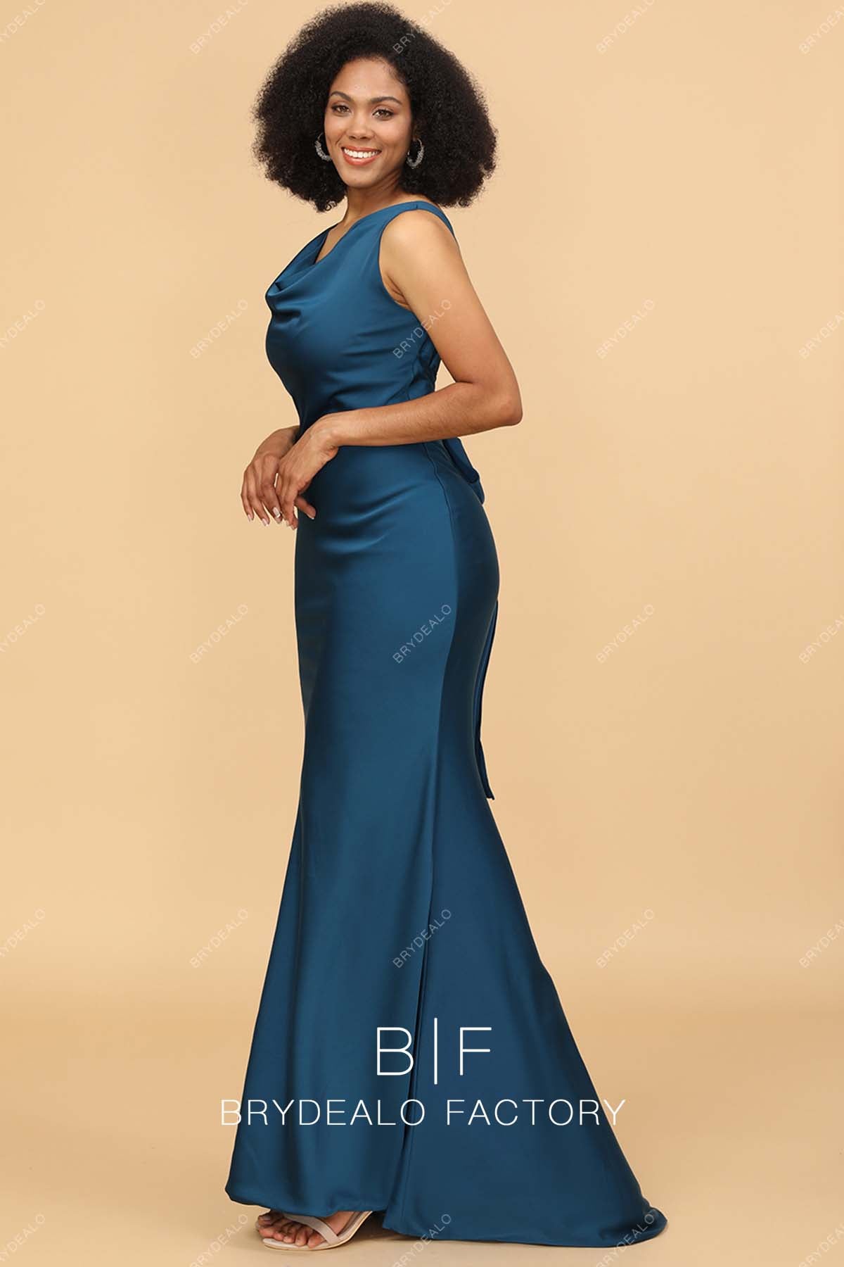 sleeveless satin mermaid formal dress