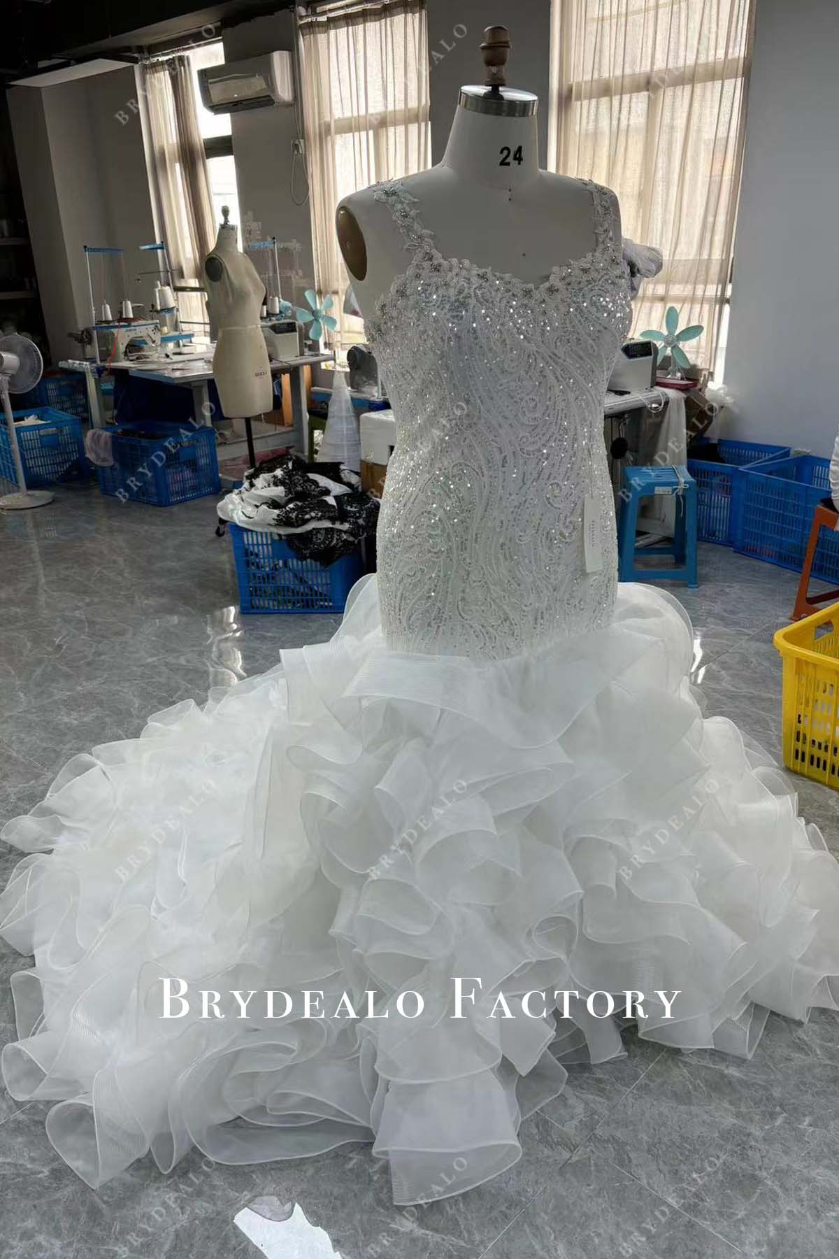 sleeveless plus size beaded lace trumpet organza wedding gown