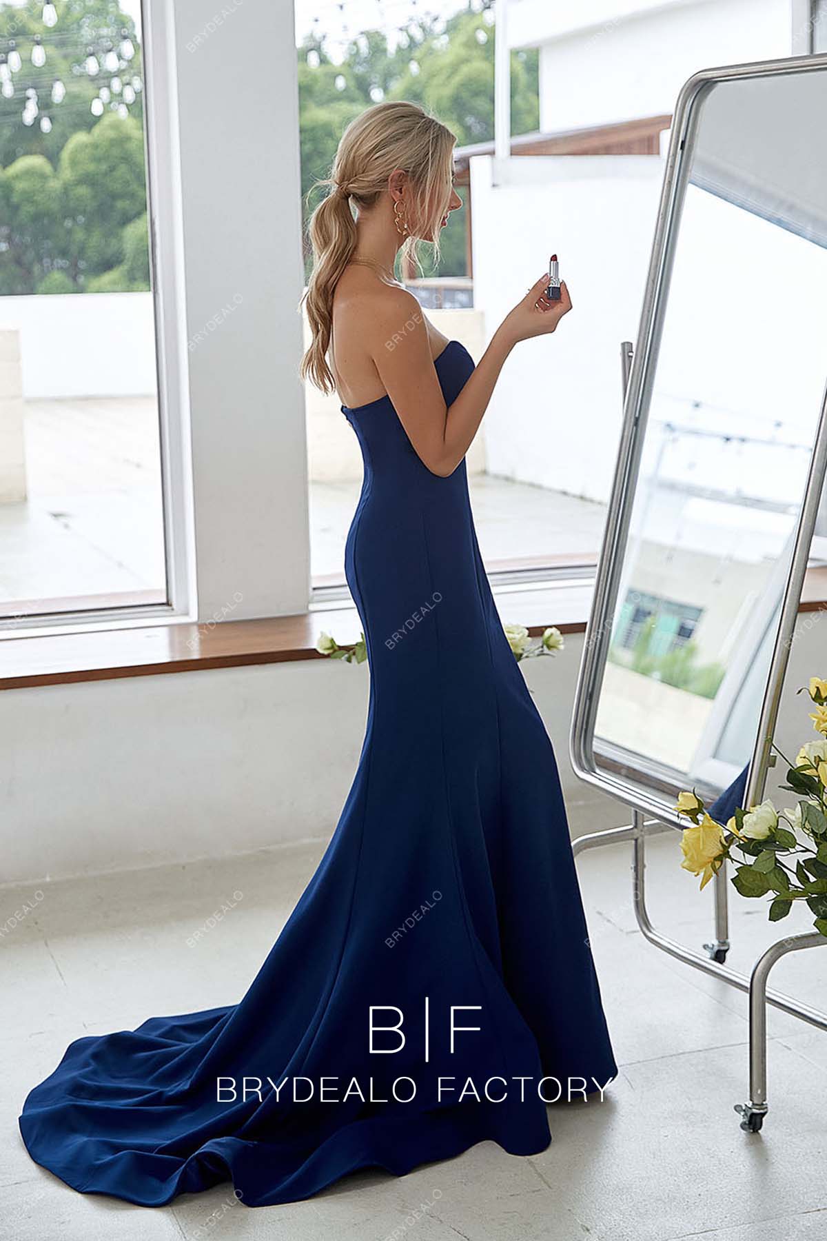 Navy Blue Strapless Mermaid Horsehair Bridesmaid Dress