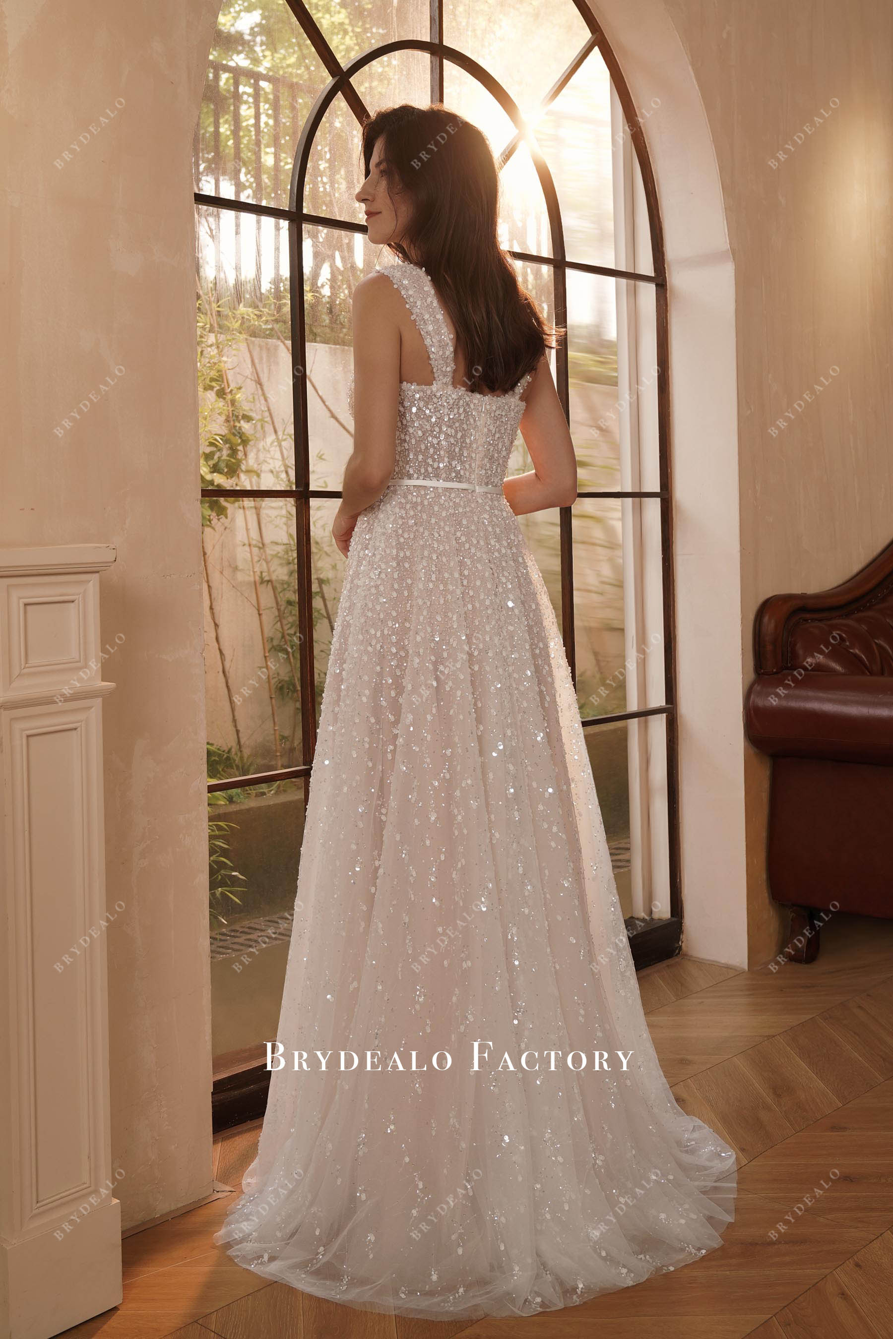 Glamour White Gradient Sequin Square Neck Wedding Dress
