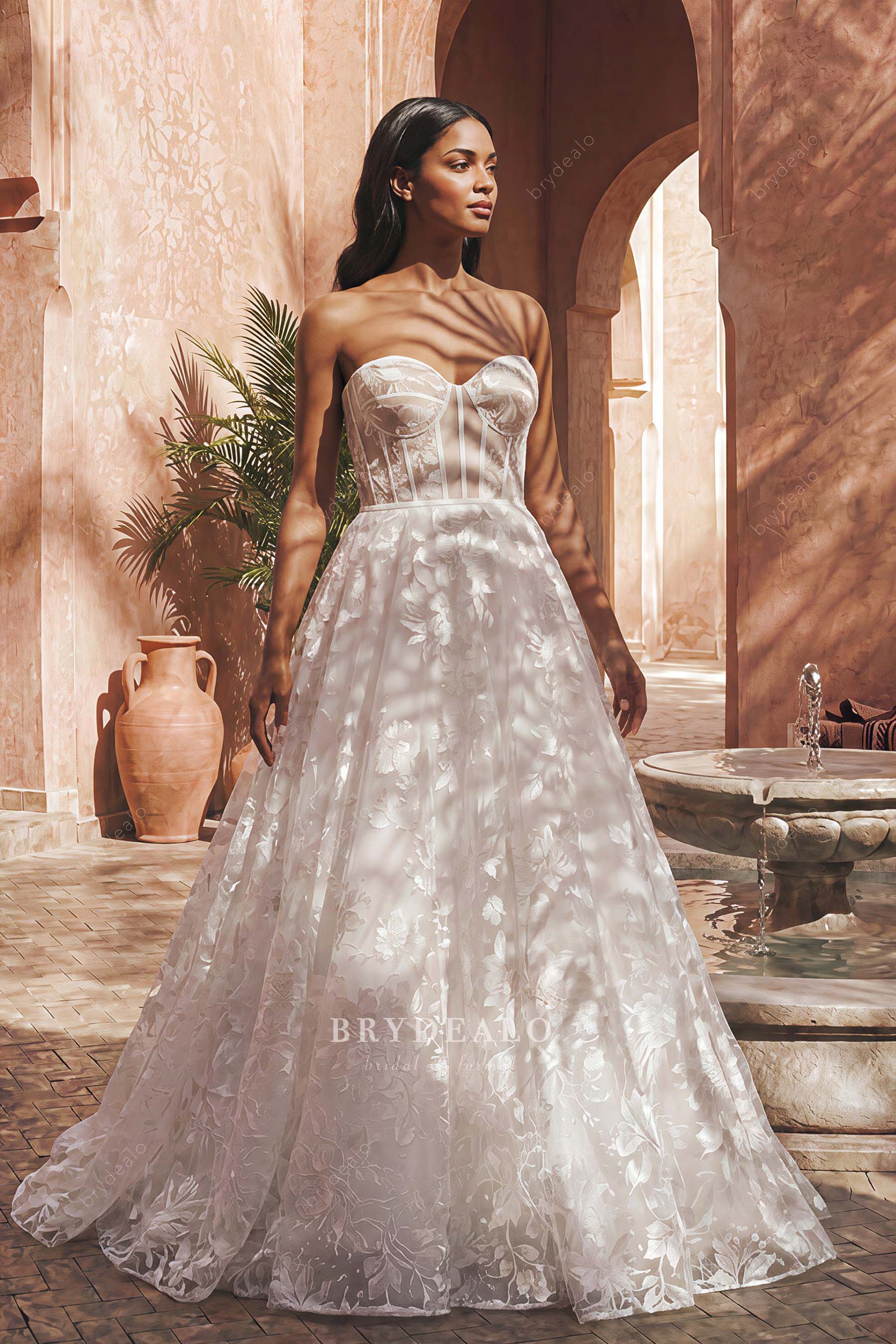 sweetheart corset wedding dress