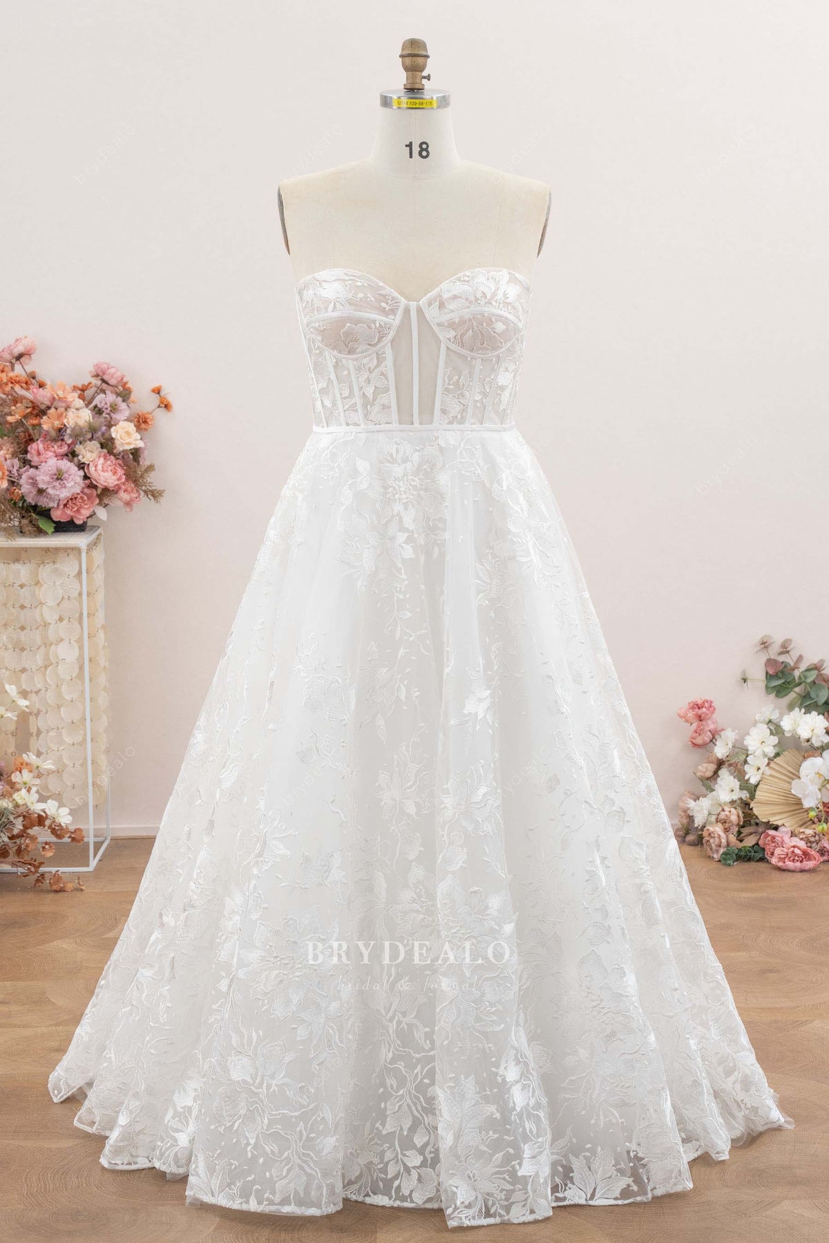 sweetheart neck Aline wedding dress