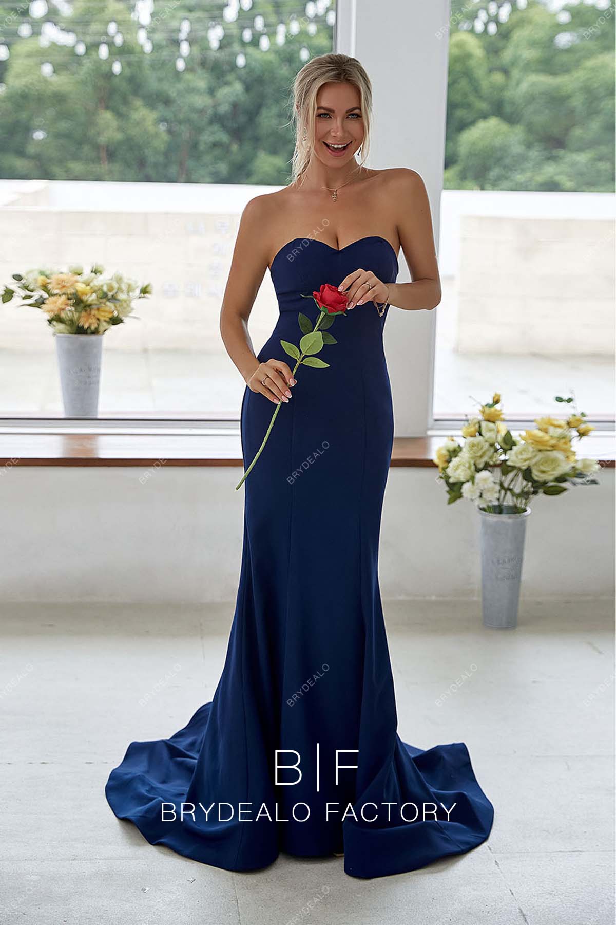 Navy Sweetheart Neck Strapless Mermaid Horsehair Bridesmaid Dress Navy Sweetheart Neck Strapless Mermaid Horsehair Bridesmaid Dress